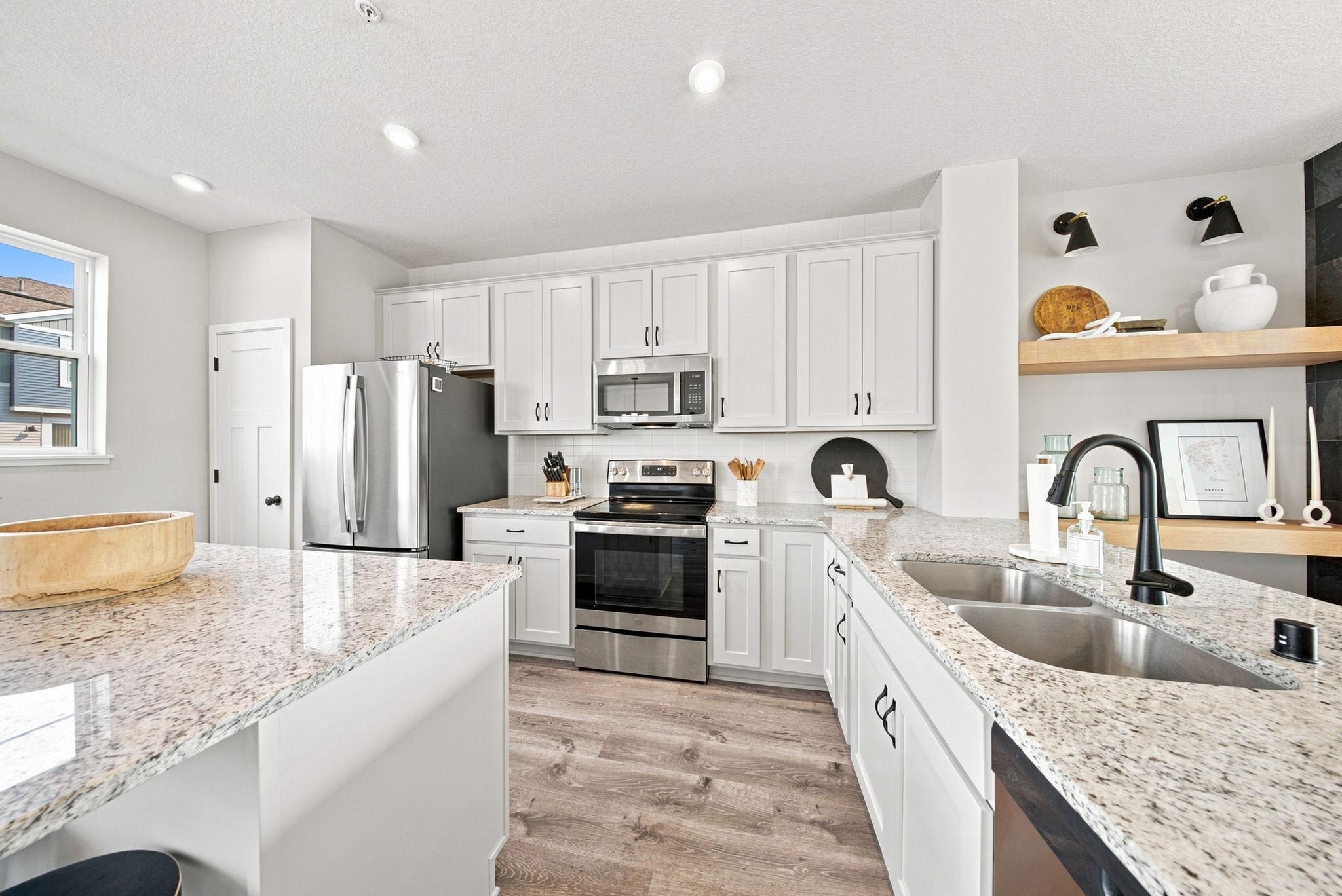 2217 Gateway Curve Property Photo 8