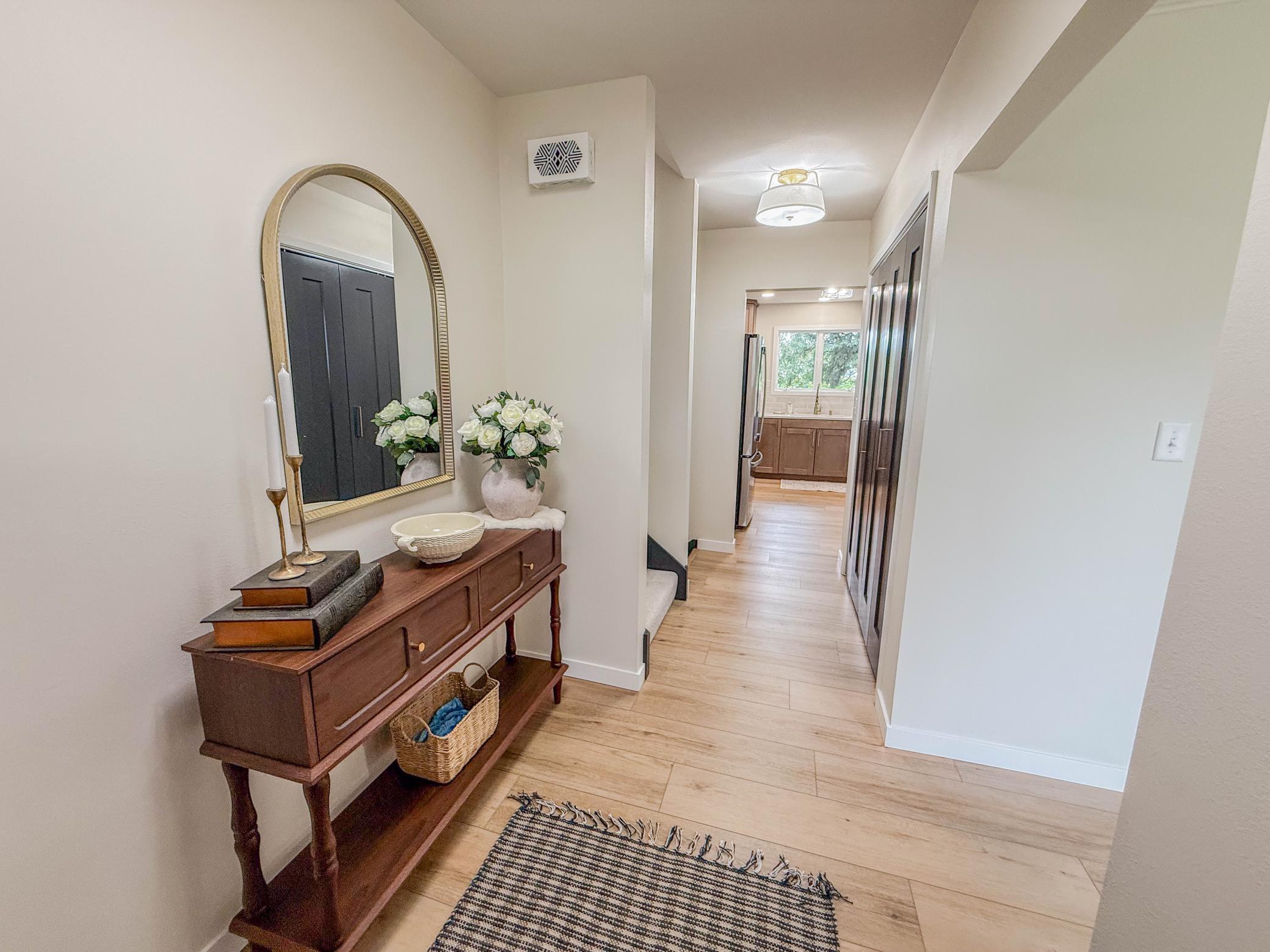 904 Birch Avenue W Property Photo 11