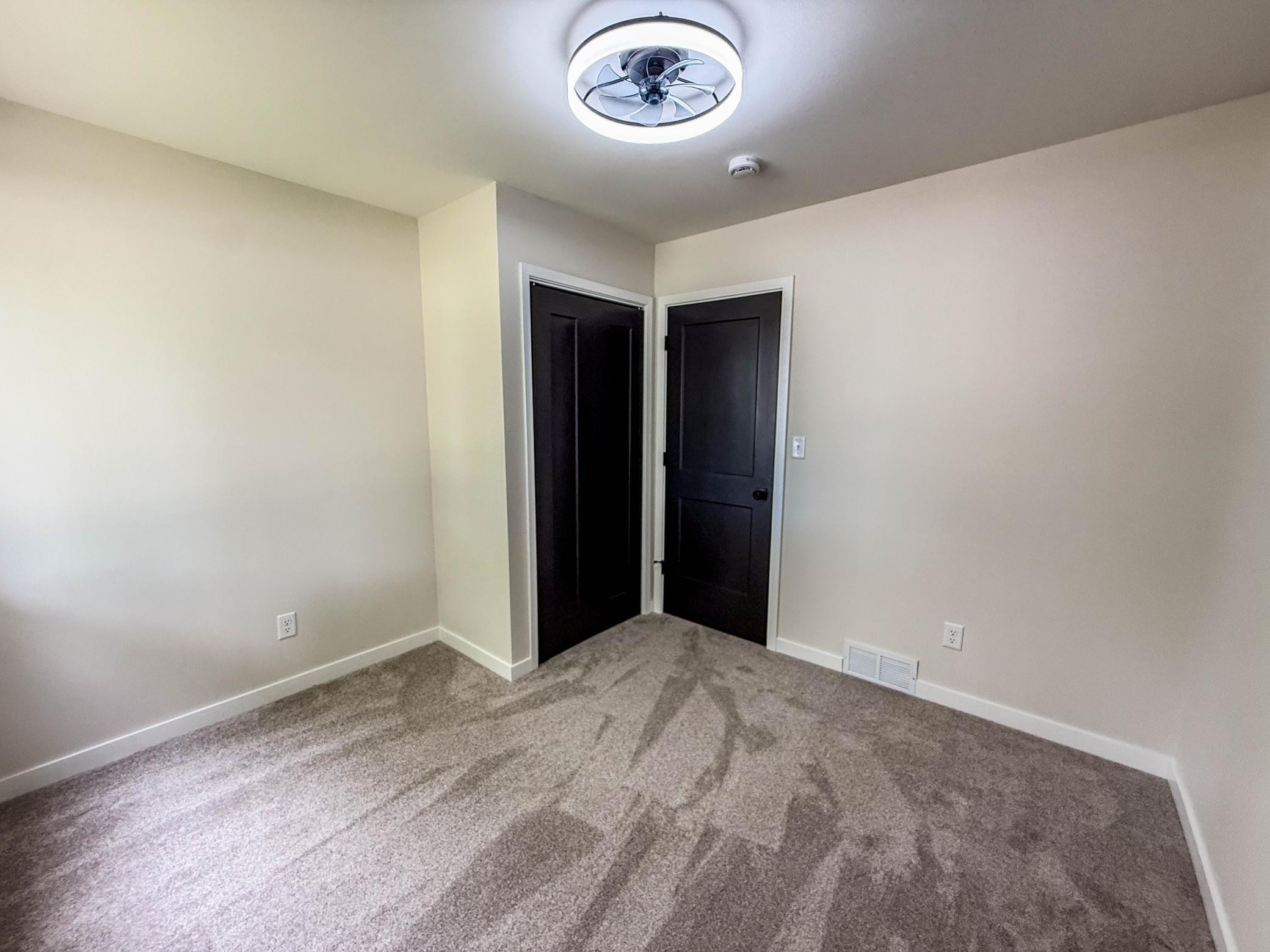 904 Birch Avenue W Property Photo 53