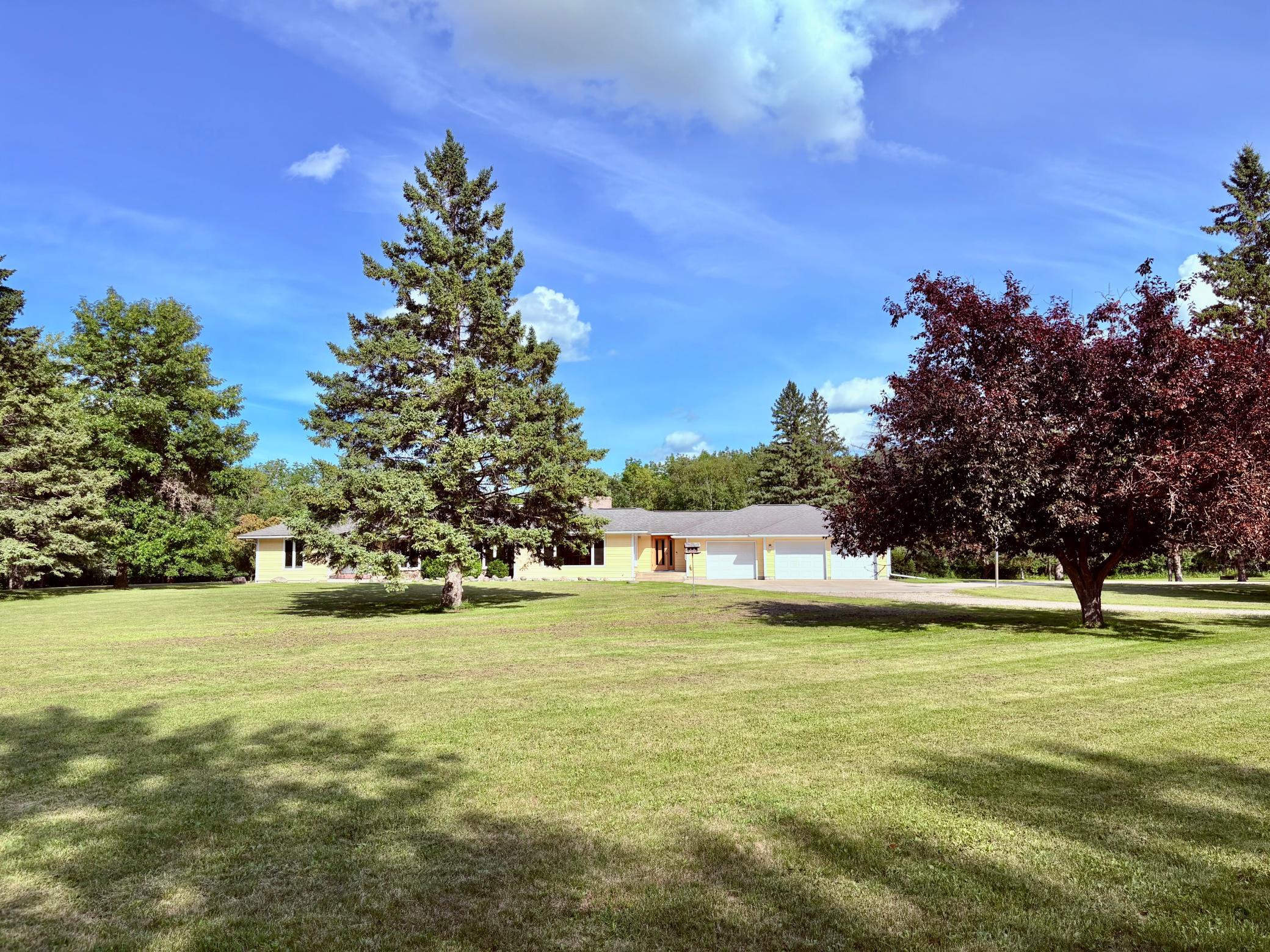 59366 330th Street Property Photo 9