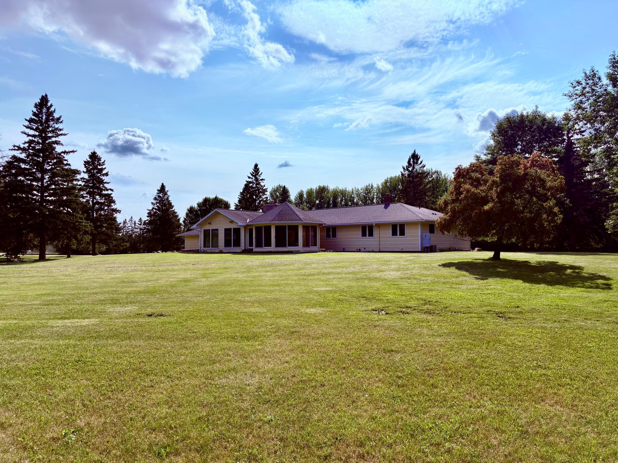59366 330th Street Property Photo 15