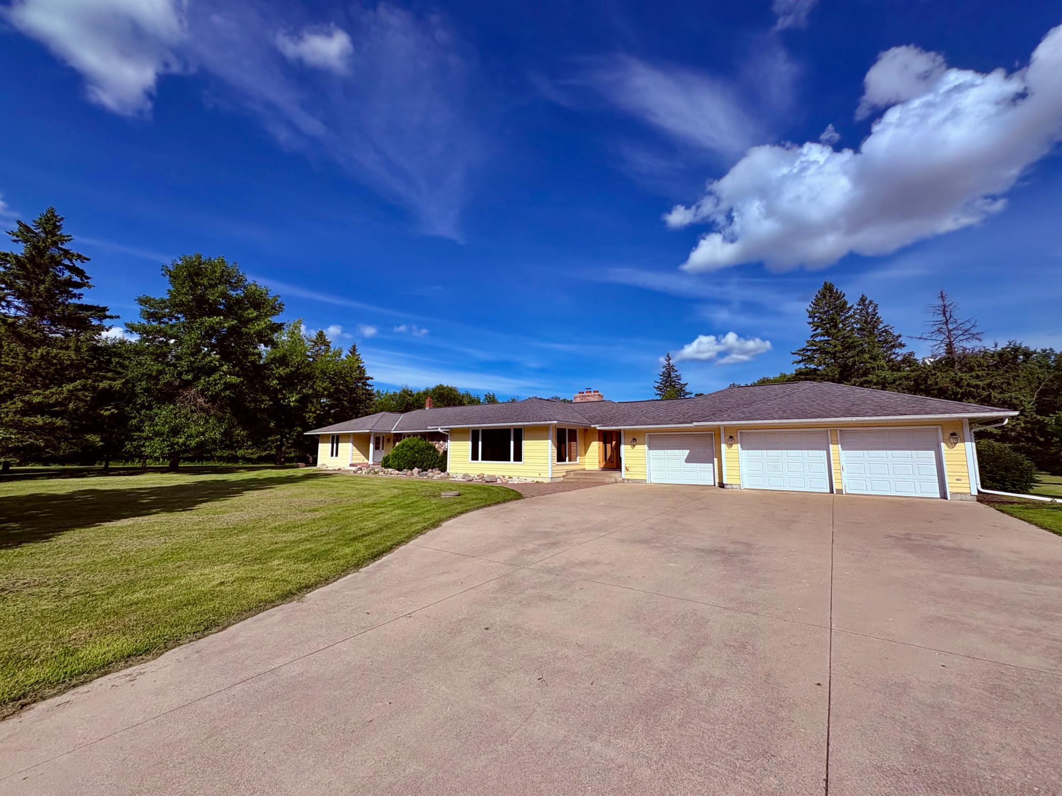 59366 330th Street Property Photo 28