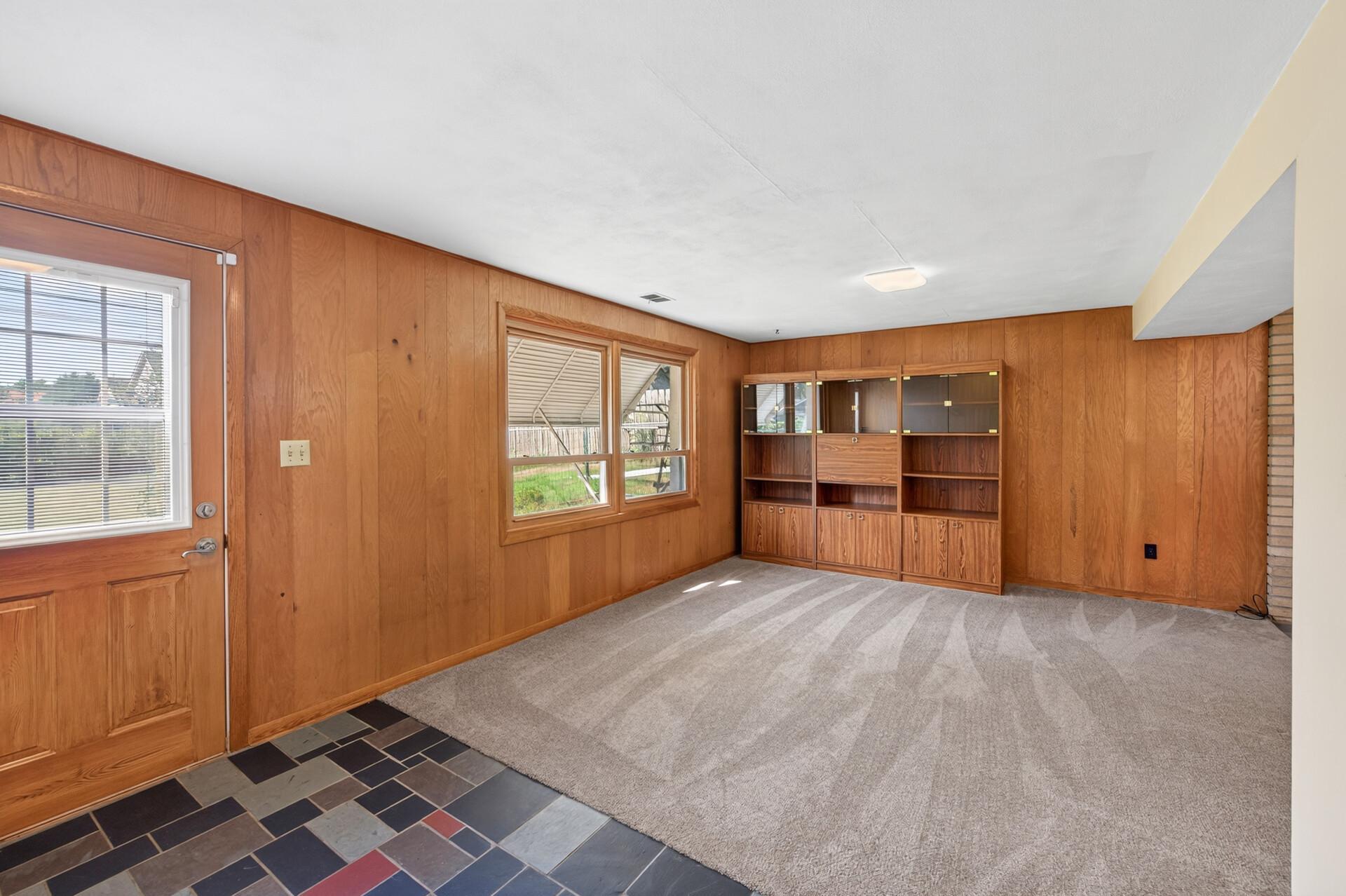 3600 Downers Drive Ne Property Photo 21