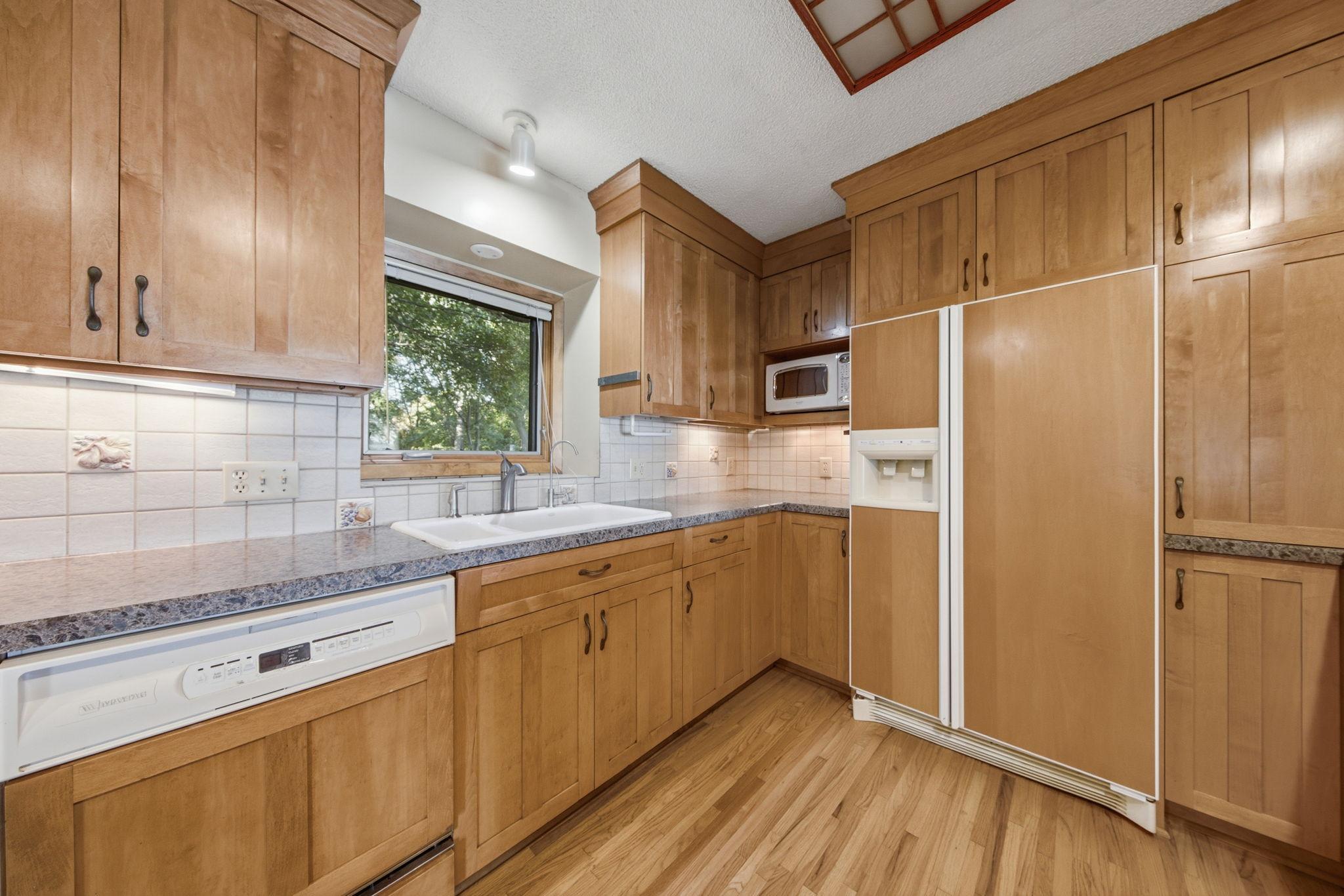5525 Timber Lane Property Photo 9