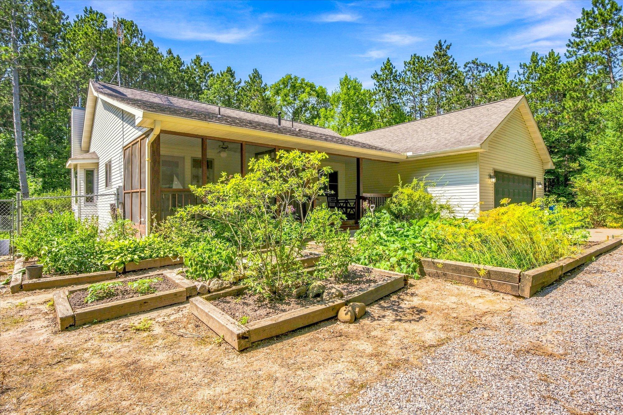 24167 Pine Tree Trail
