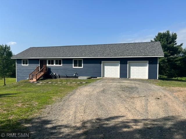 2751 150th Street Property Photo 2
