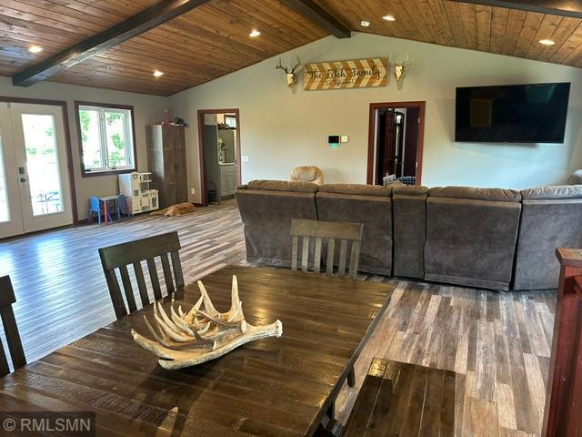 2751 150th Street Property Photo 14