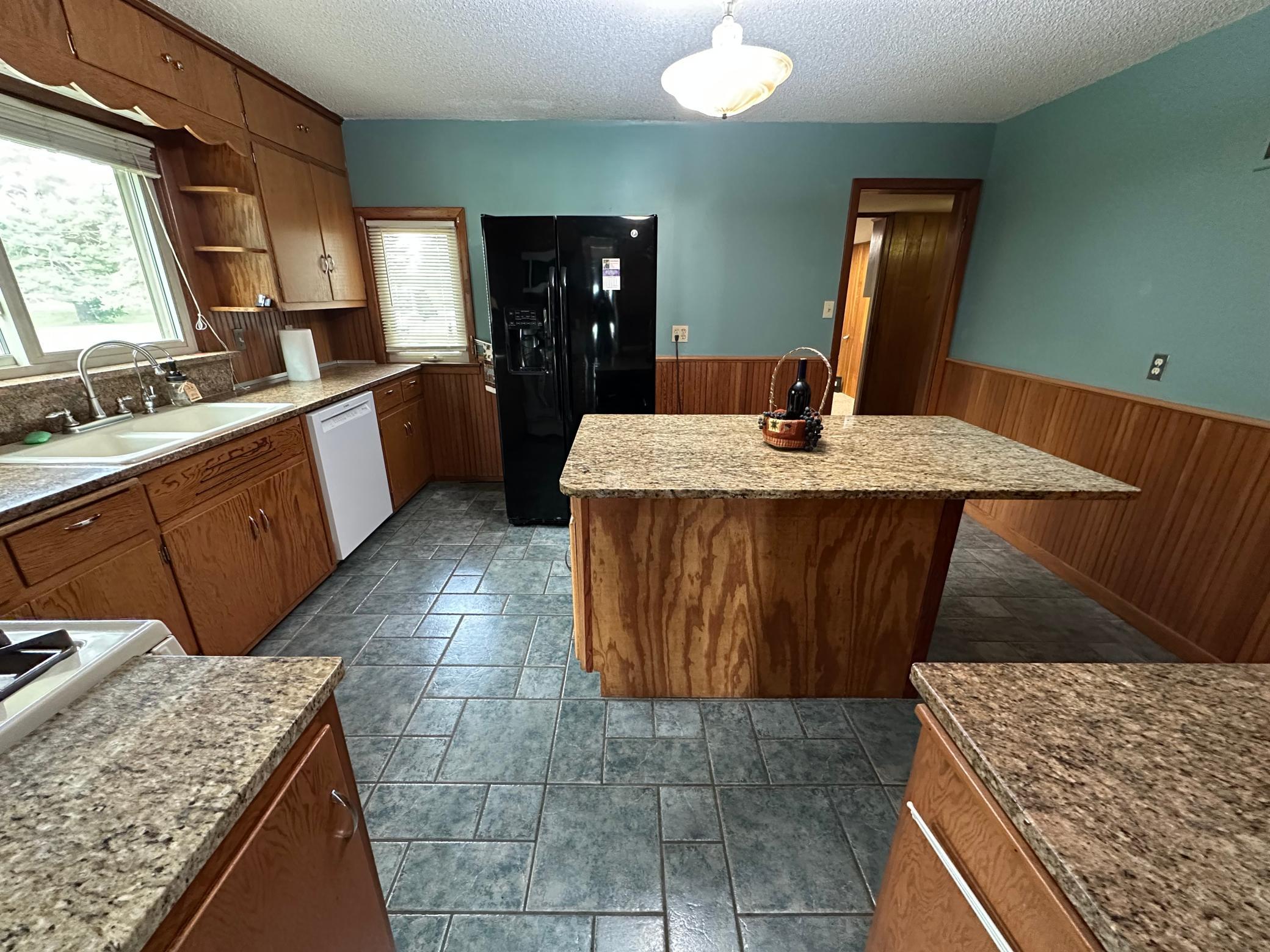 11381 Hubert Lane Property Photo 11