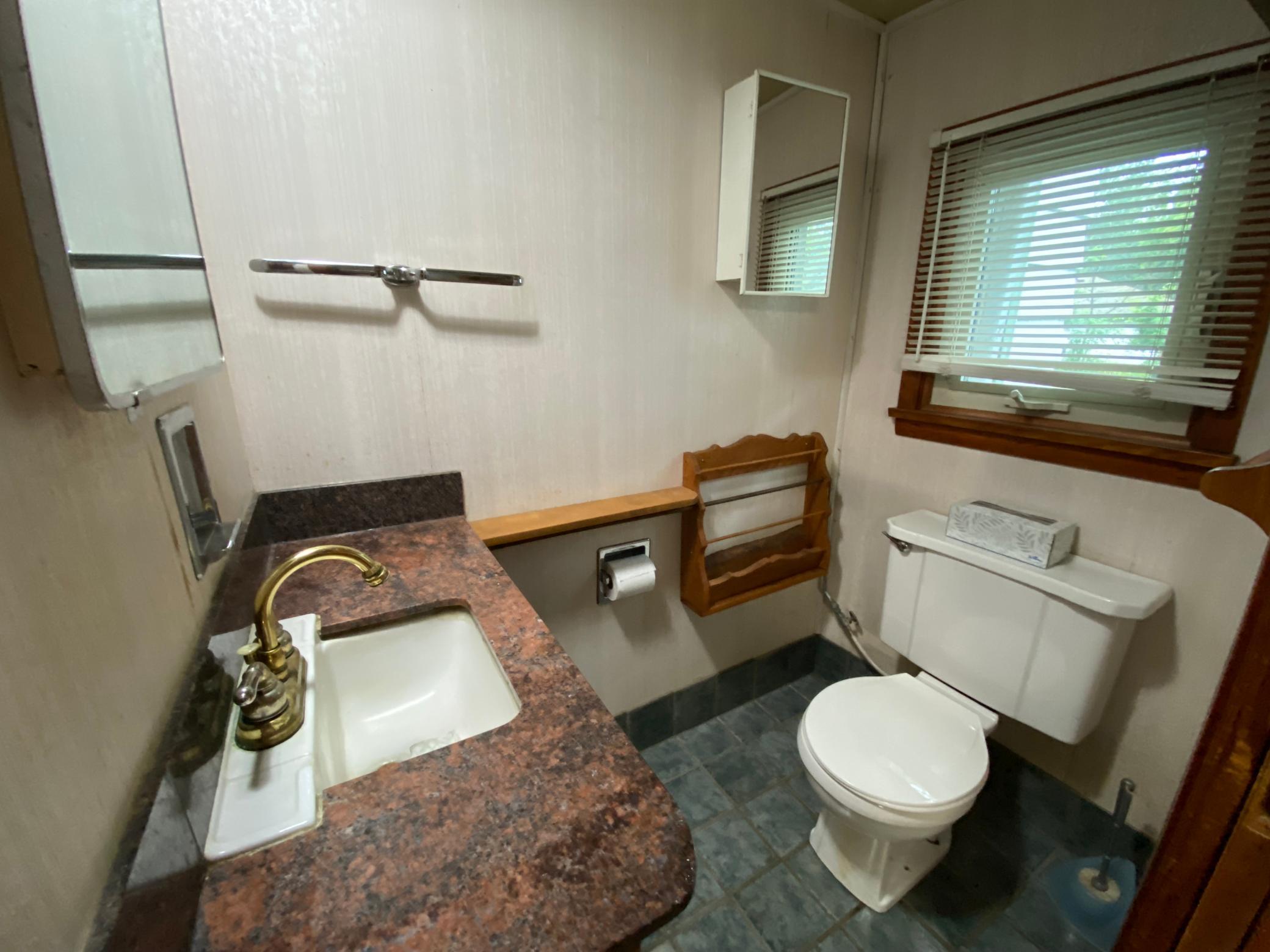 11381 Hubert Lane Property Photo 33