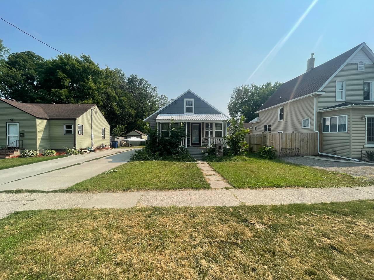 1205 3RD Avenue S Property Photo 1