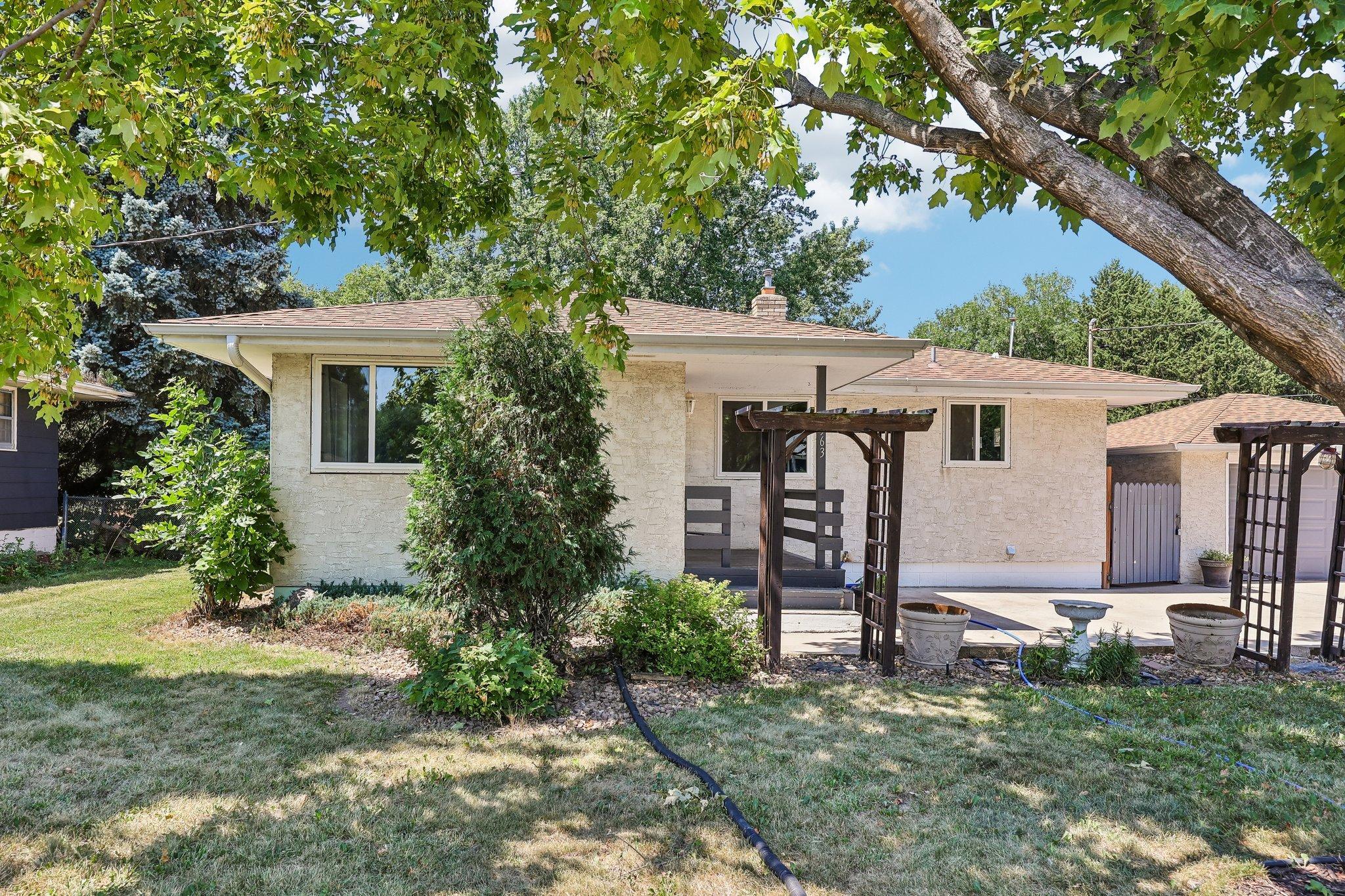5563 Main Avenue Ne Property Photo 1
