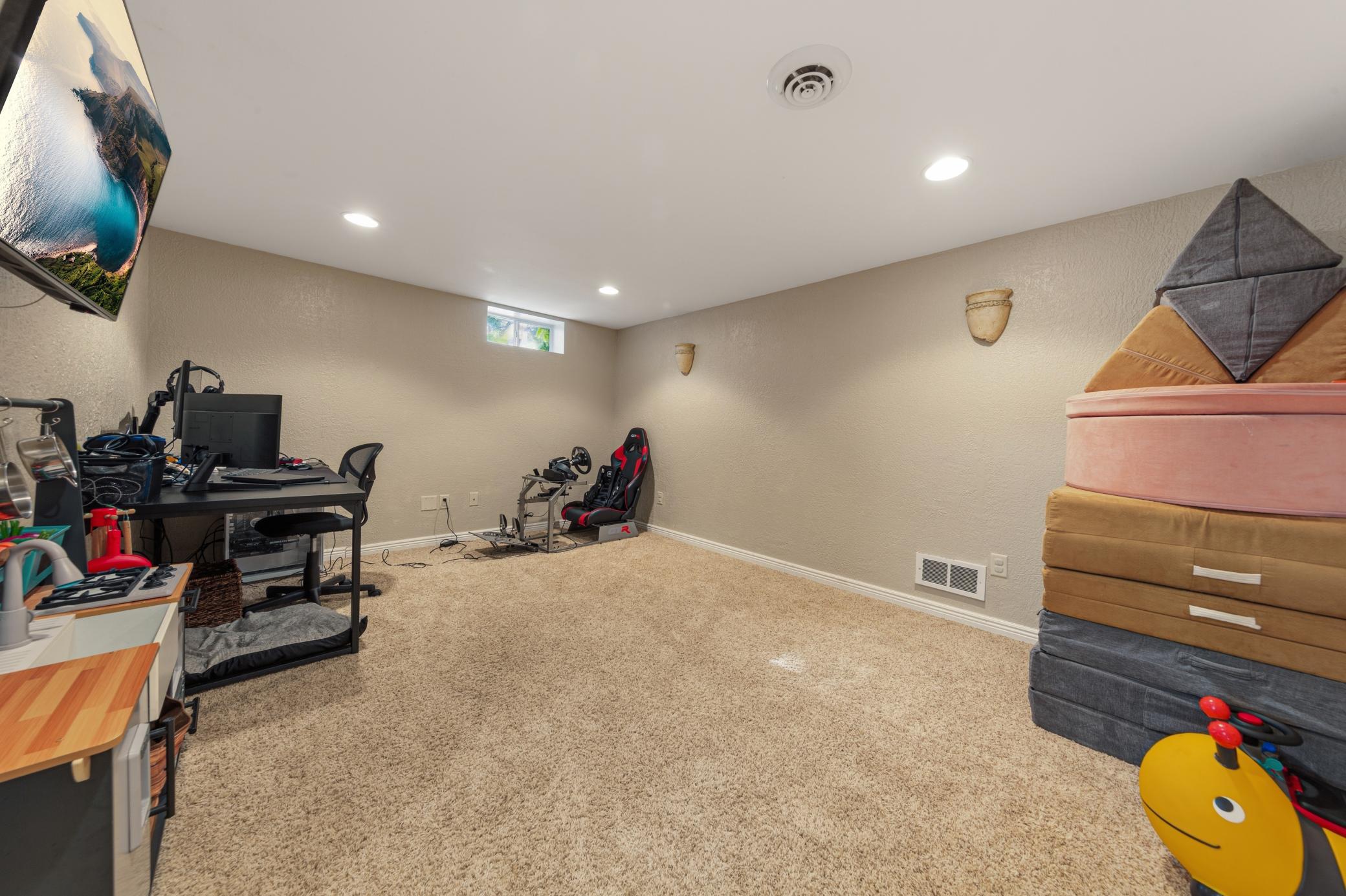 614 Lower Johnson Circle Property Photo 25