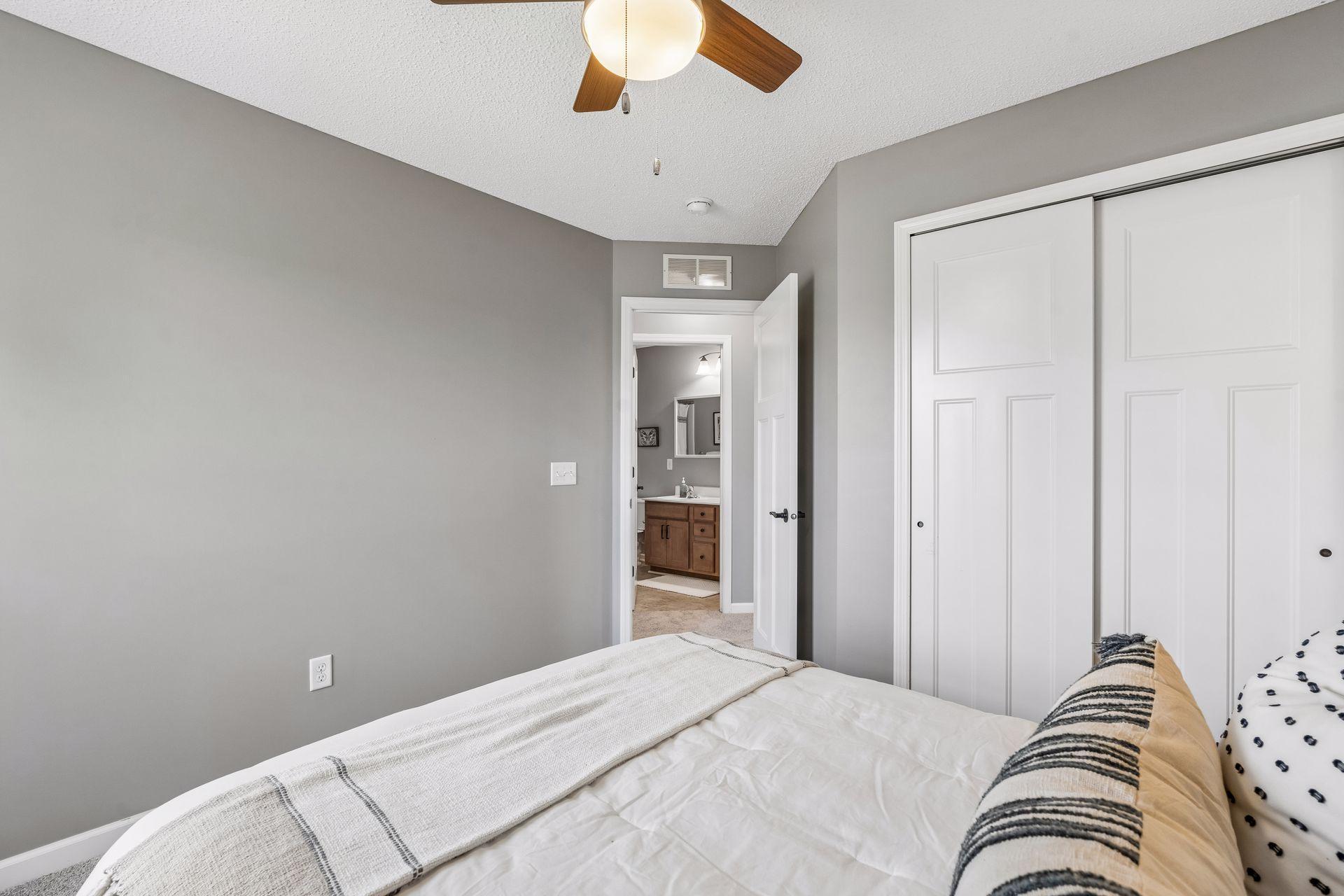 13816 Savanna Drive Property Photo 28