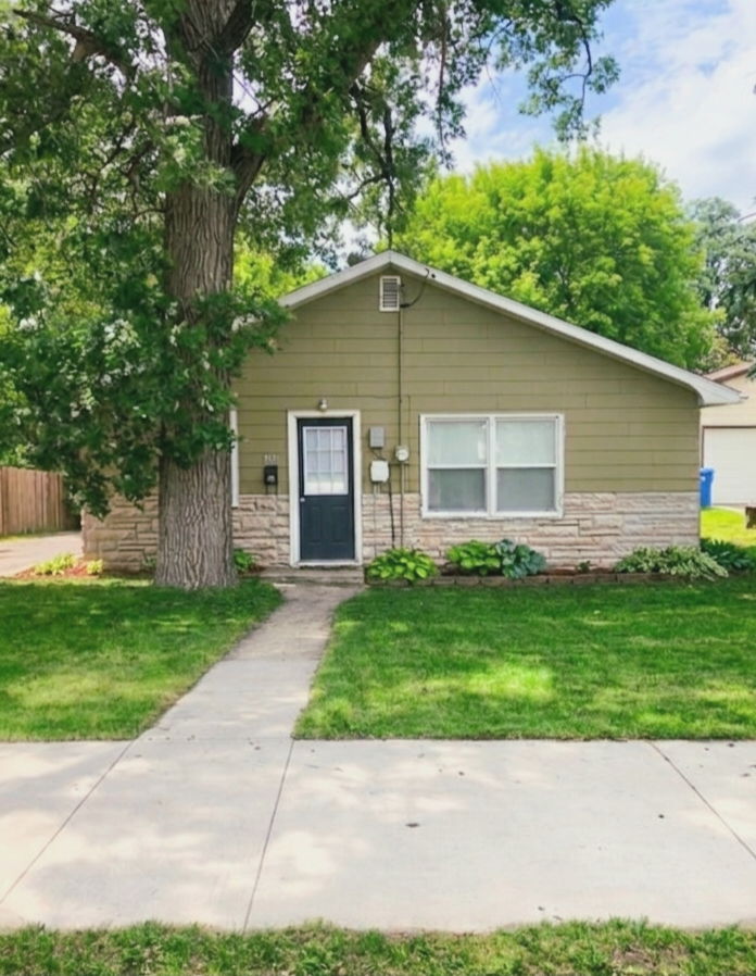 1030 West Avenue Property Photo 1