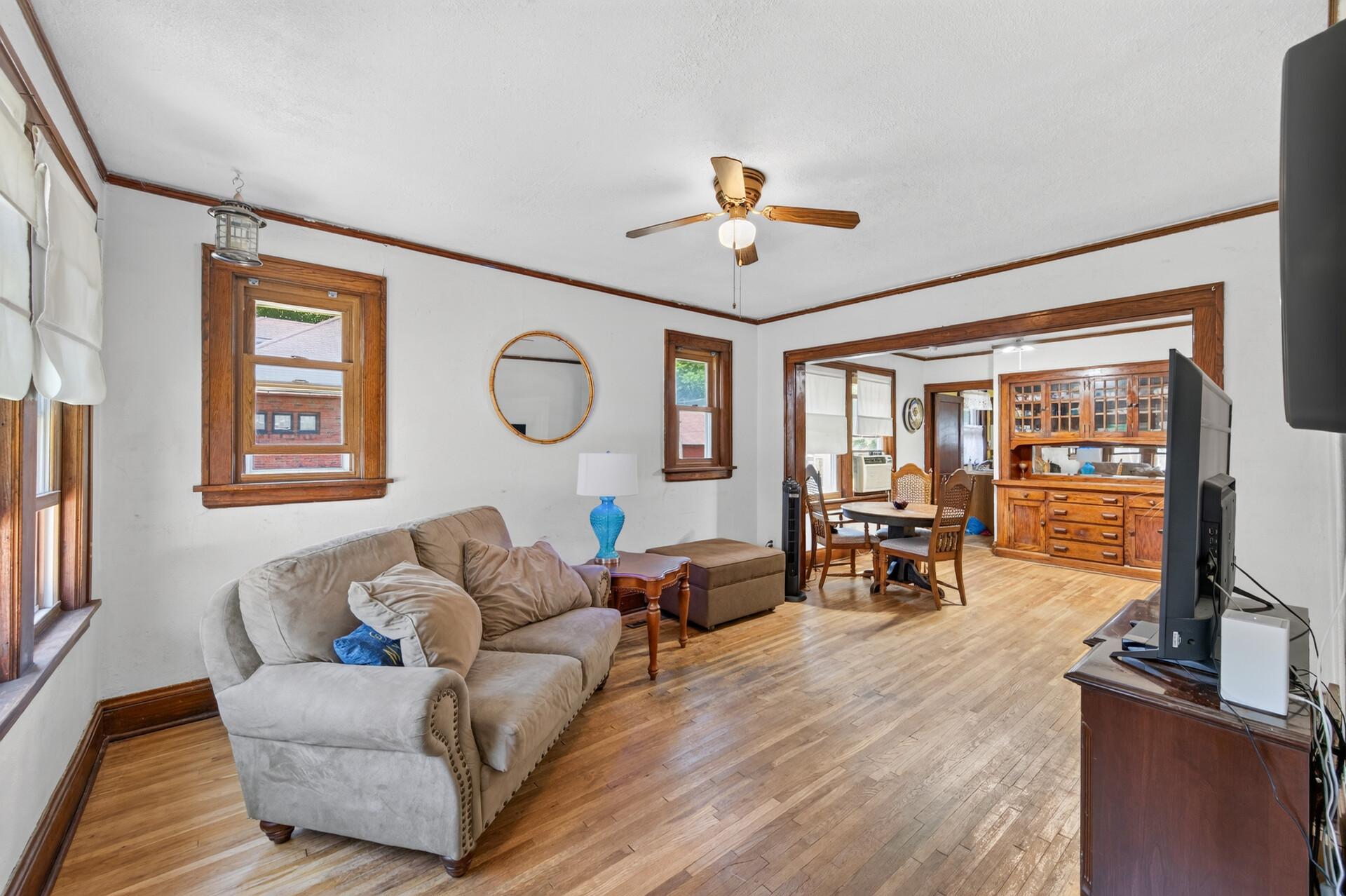 1461 7th Street W Property Photo 6