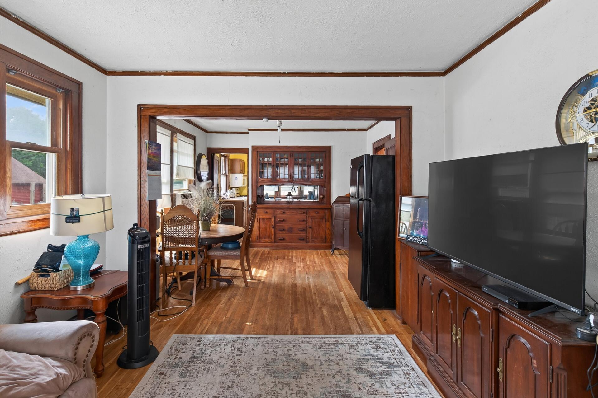 1461 7th Street W Property Photo 10