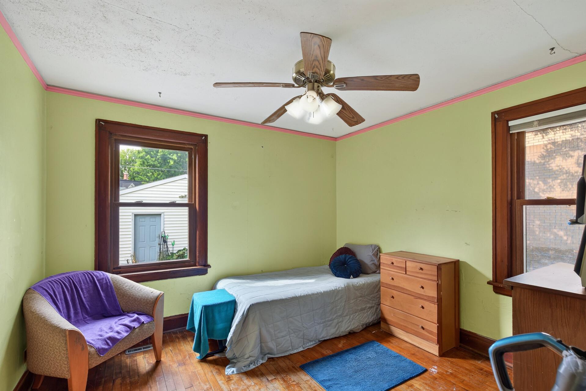 1461 7th Street W Property Photo 17