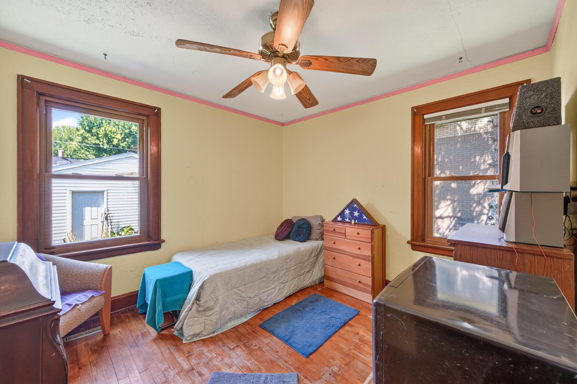 1461 7th Street W Property Photo 19