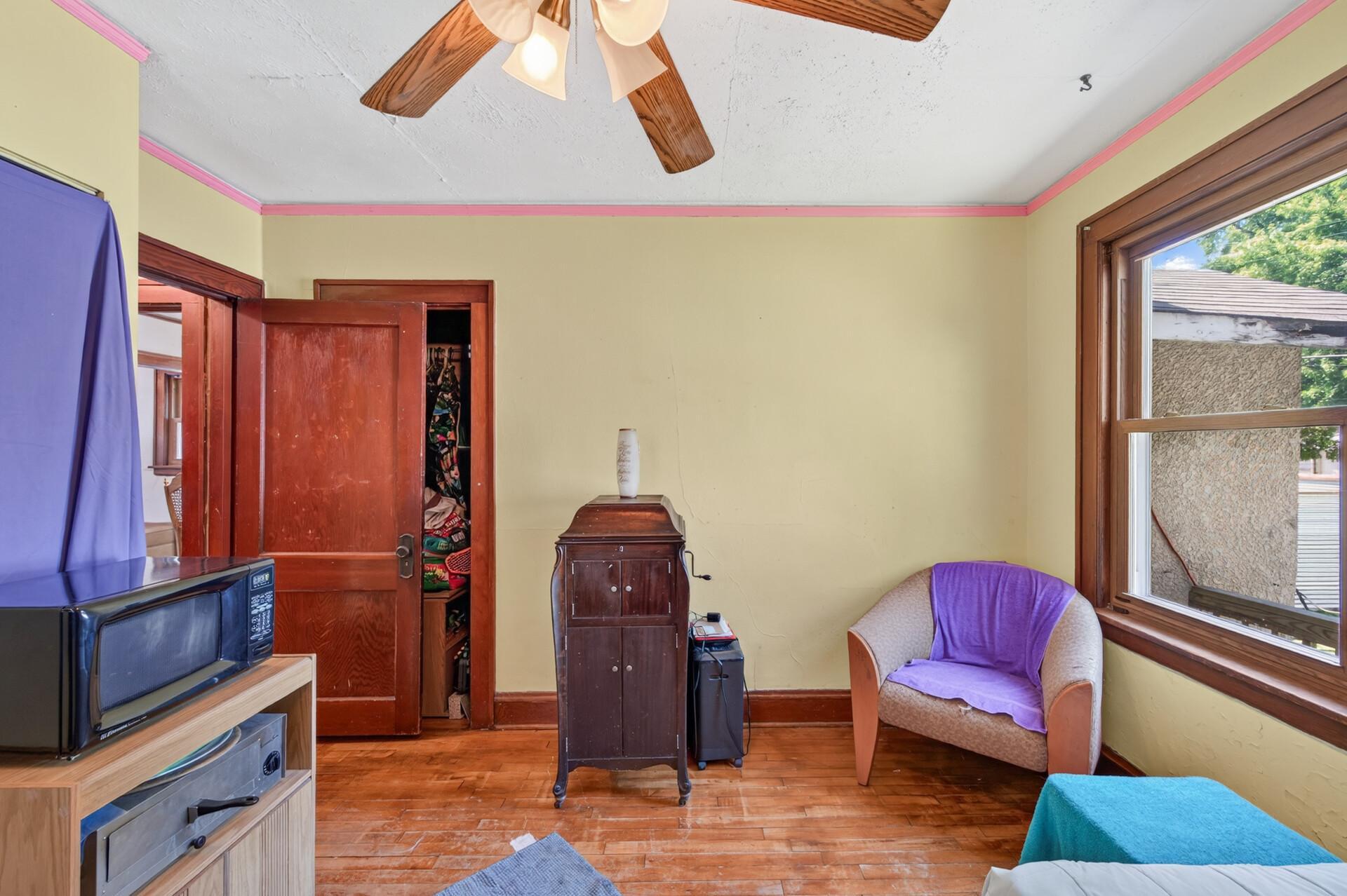 1461 7th Street W Property Photo 20