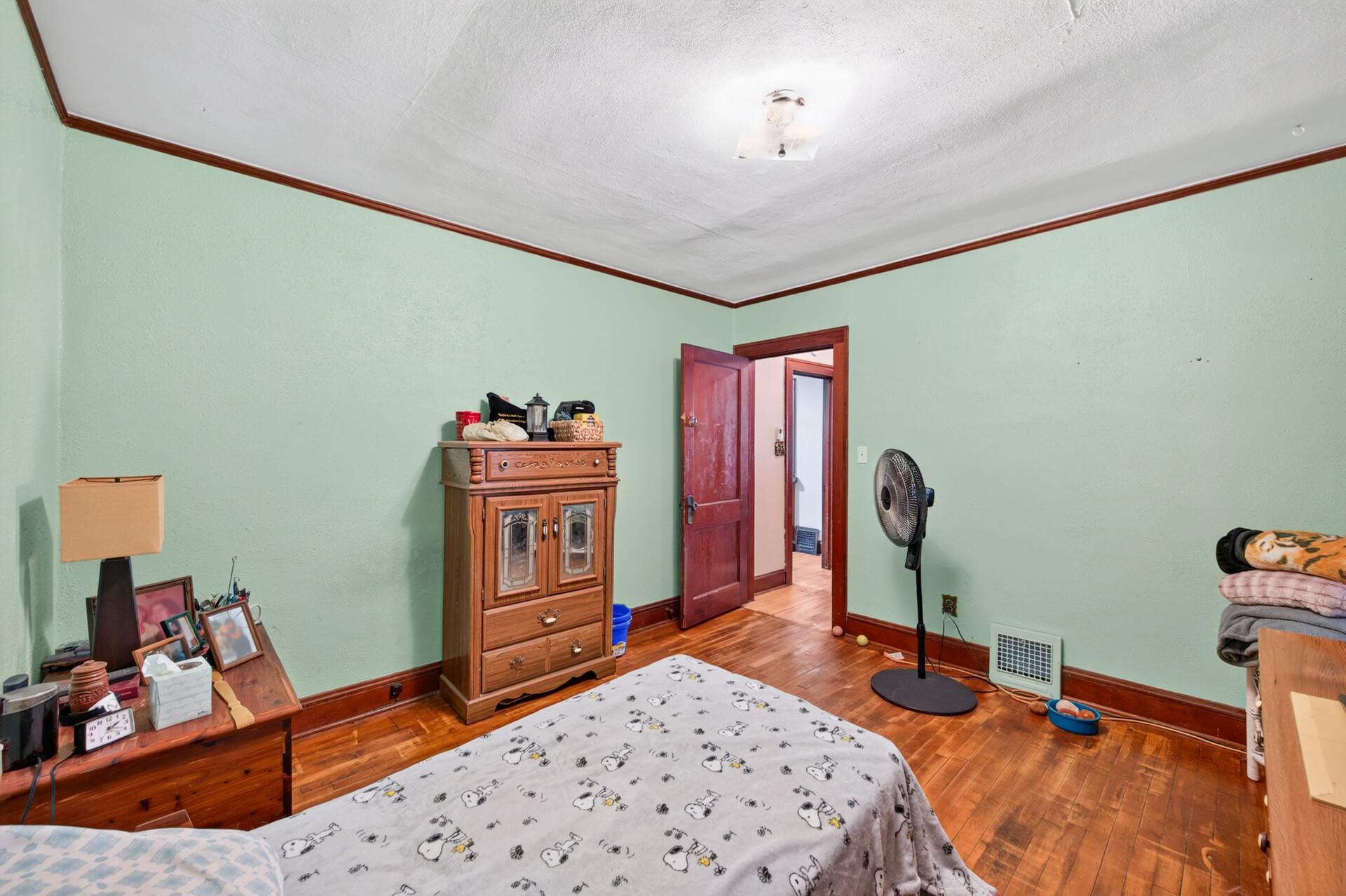 1461 7th Street W Property Photo 22