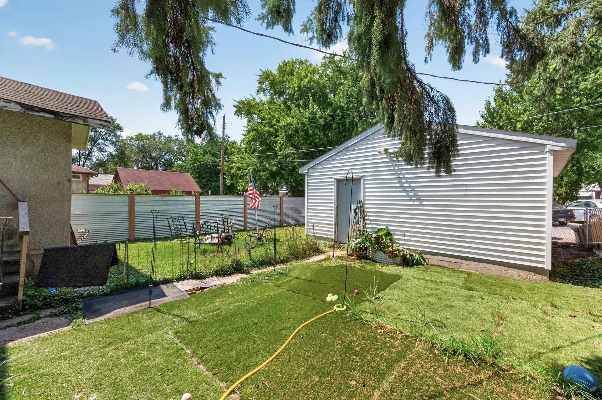 1461 7th Street W Property Photo 31
