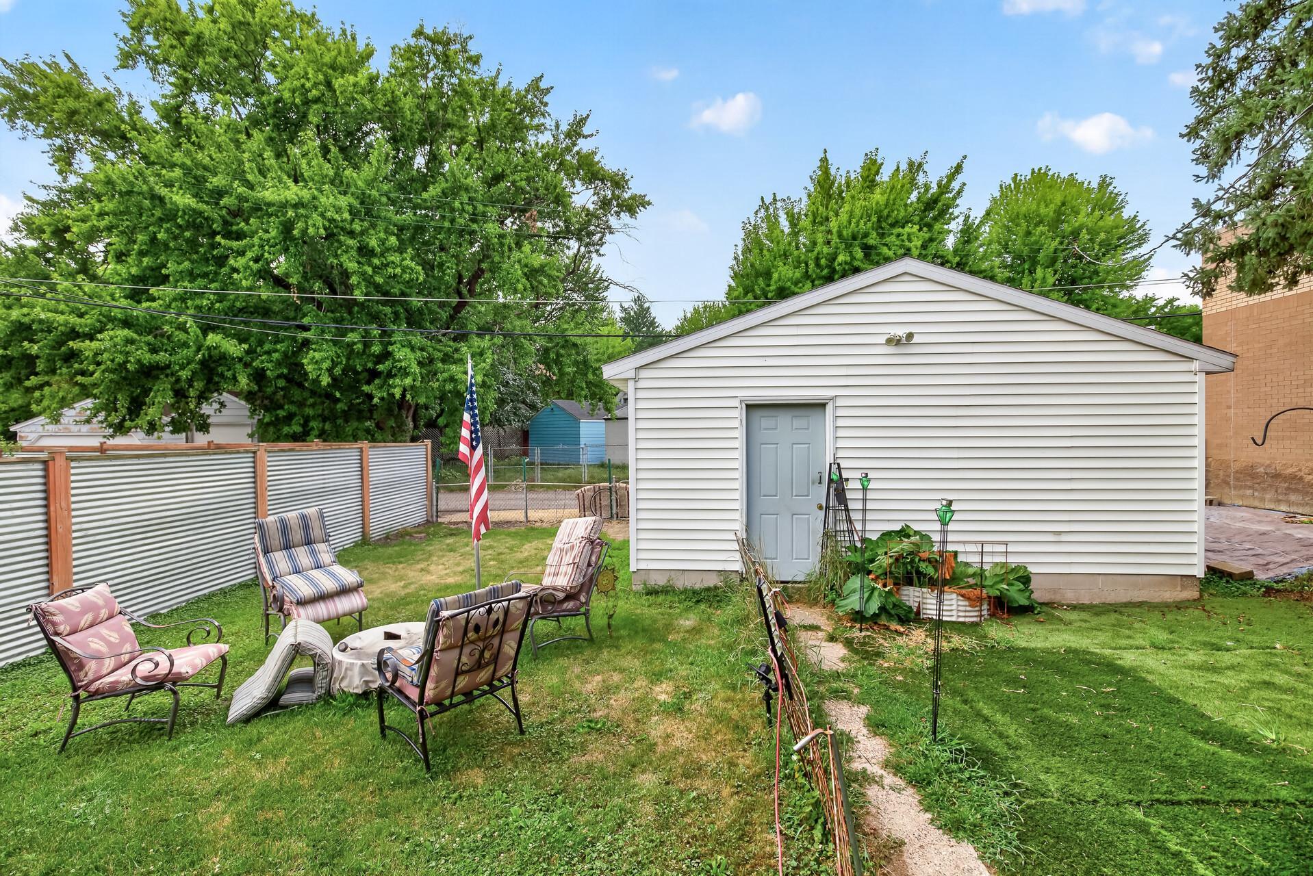 1461 7th Street W Property Photo 34