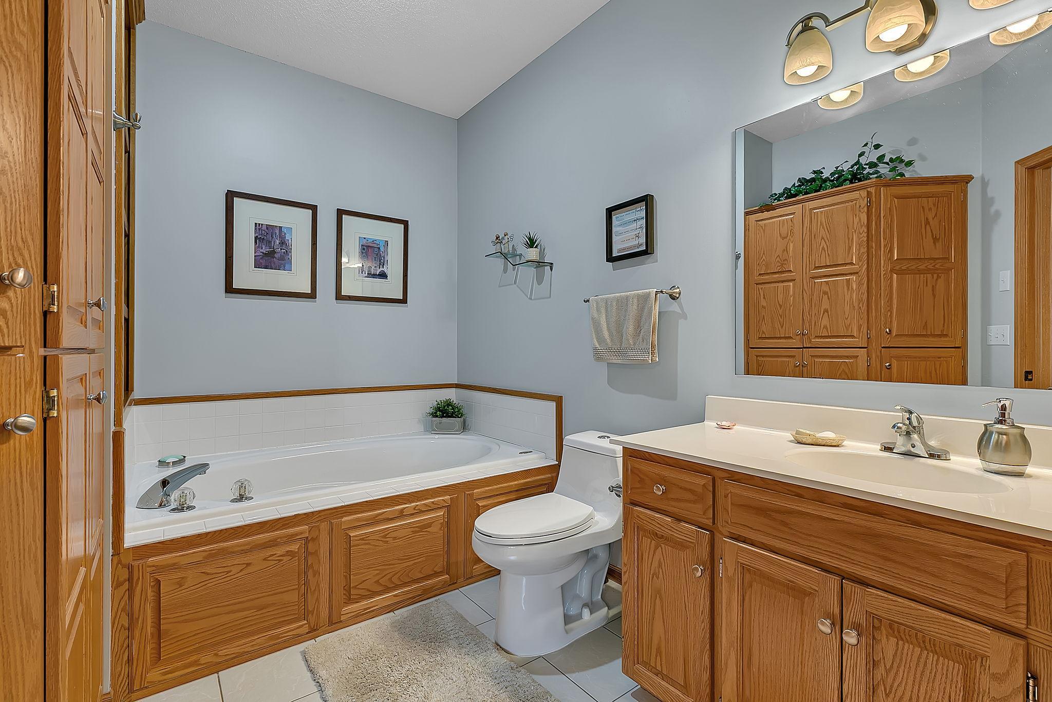 157 Cardinal Lane Property Photo 24