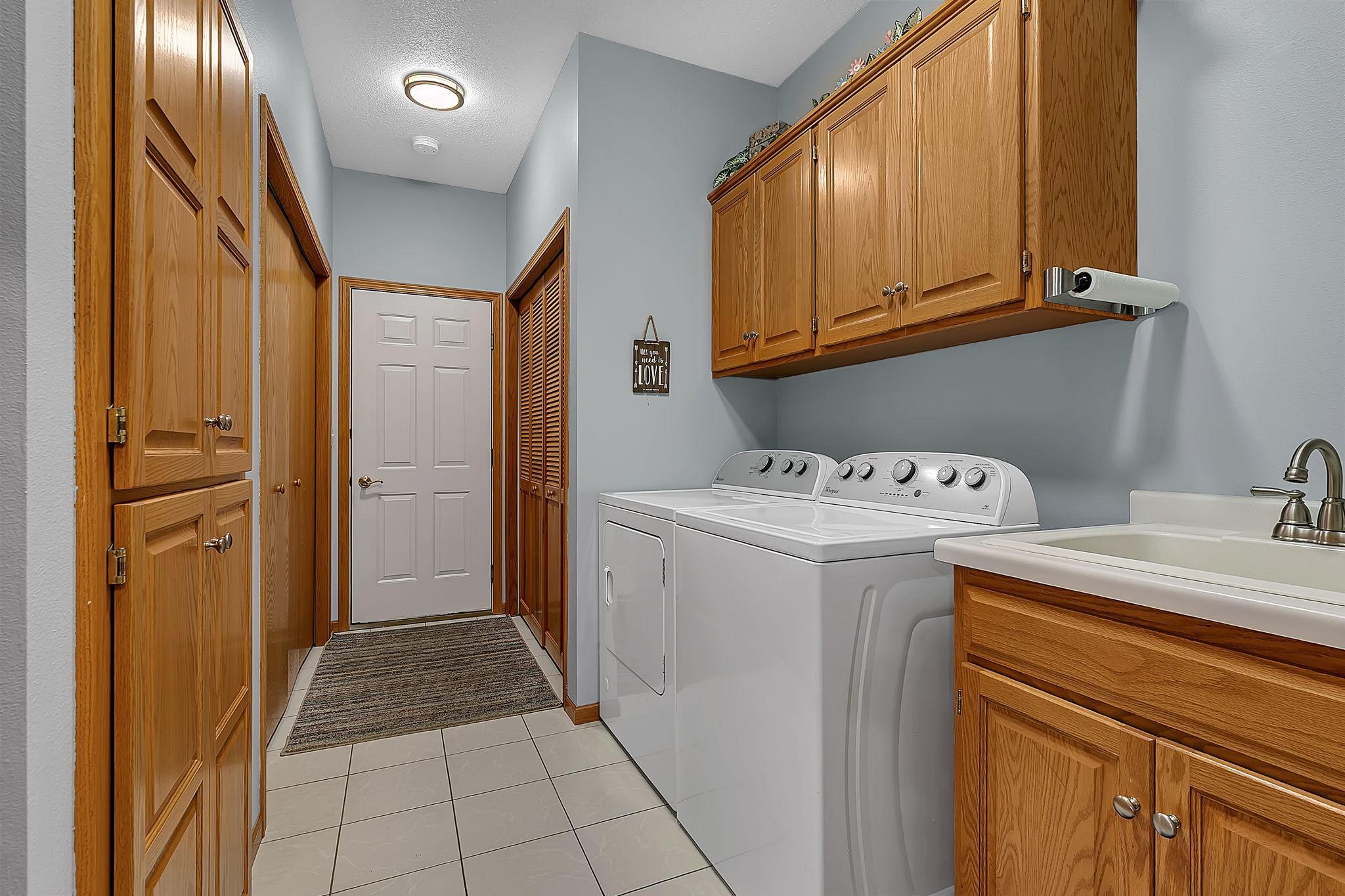 157 Cardinal Lane Property Photo 28