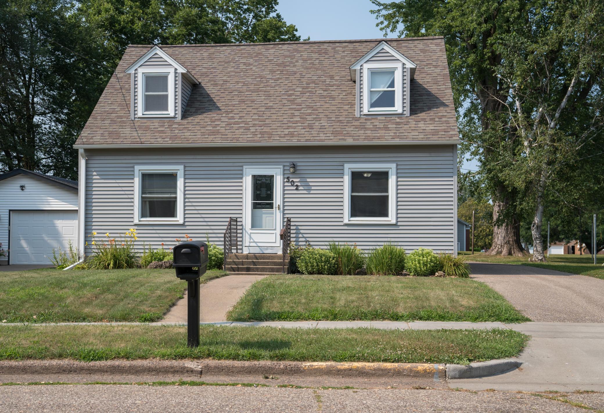 502 W Hudson Property Photo 1