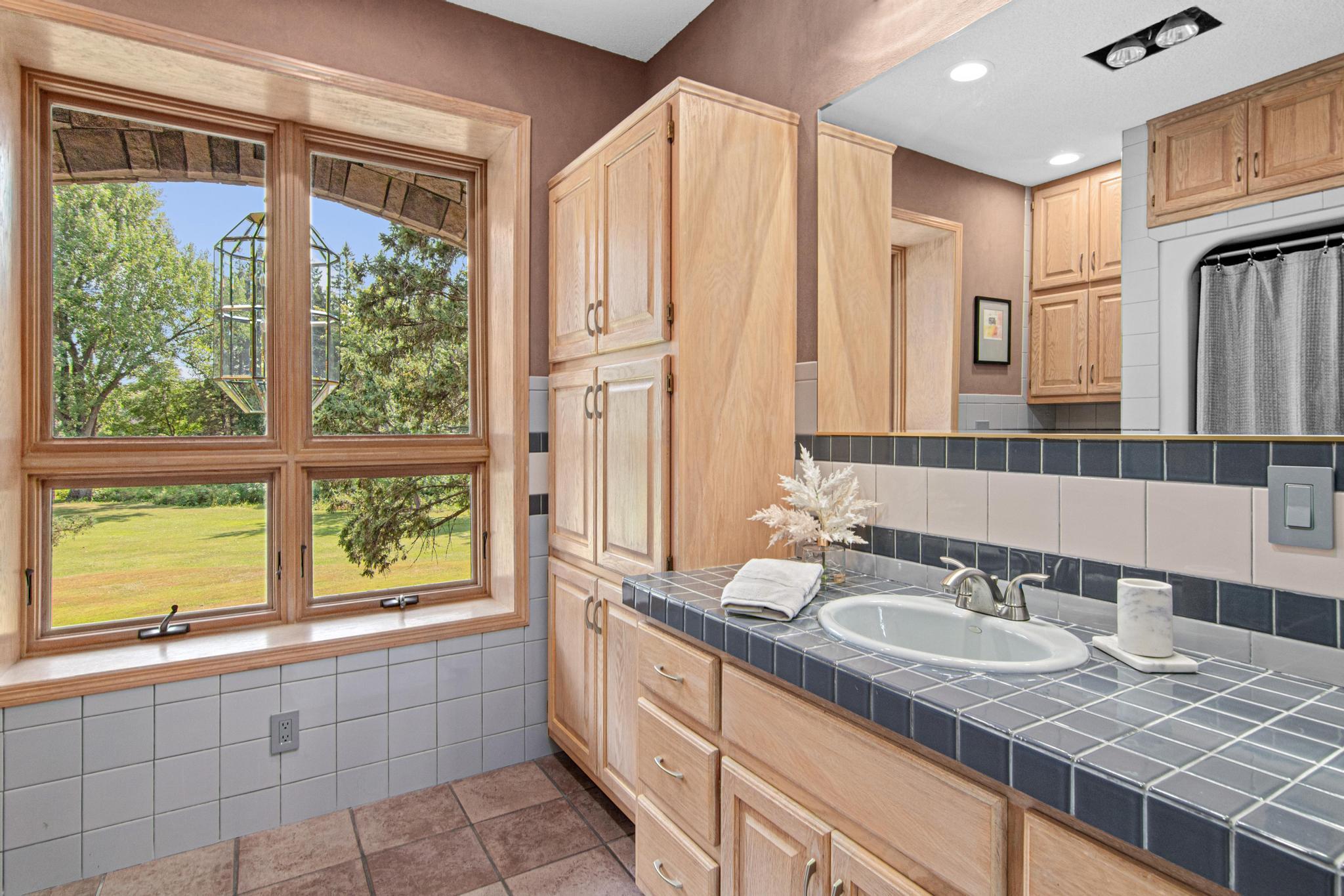 6300 Rolling Hills Drive Property Photo 34