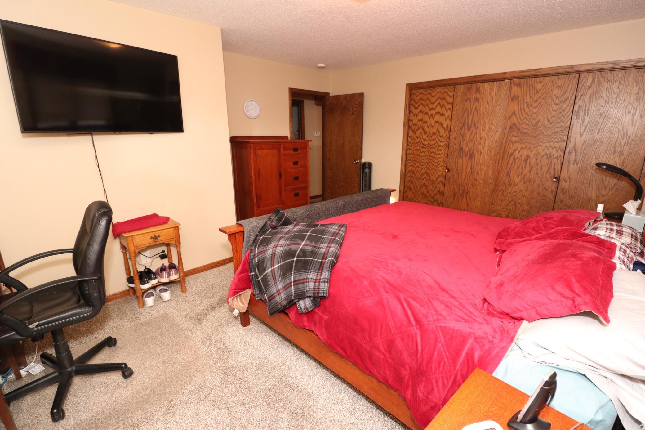301 Sheyenne Drive Property Photo 26