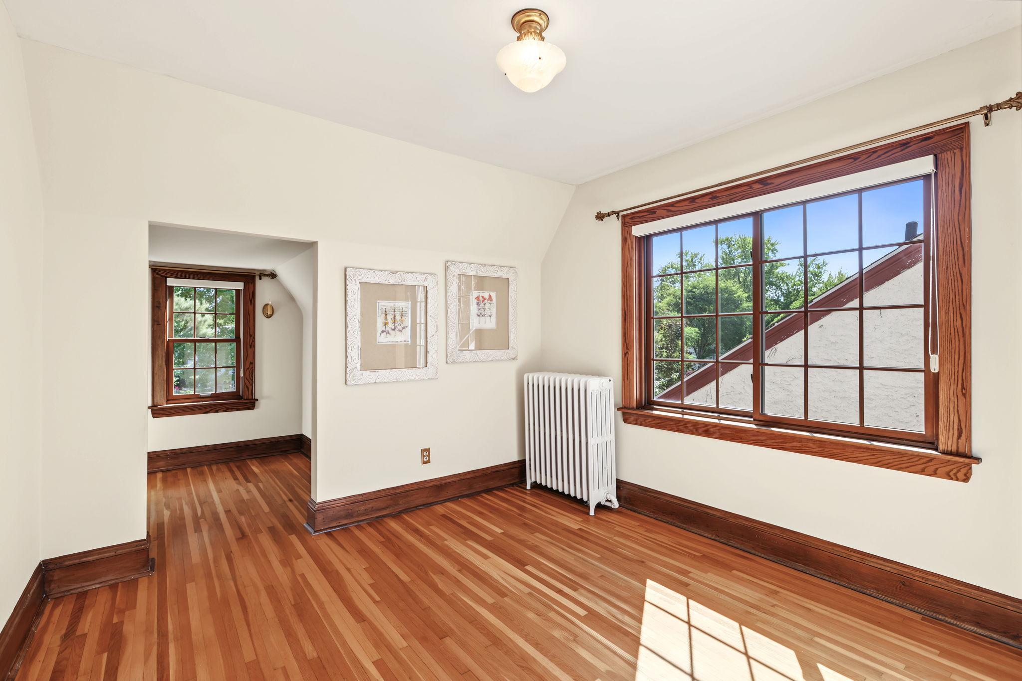 5228 James Avenue S Property Photo 34