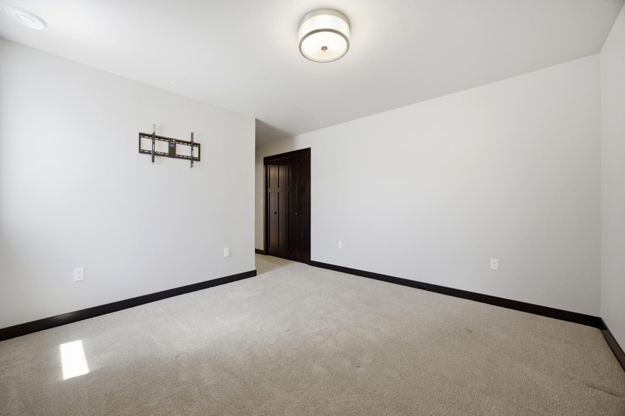 2736 70th Avenue S Property Photo 48