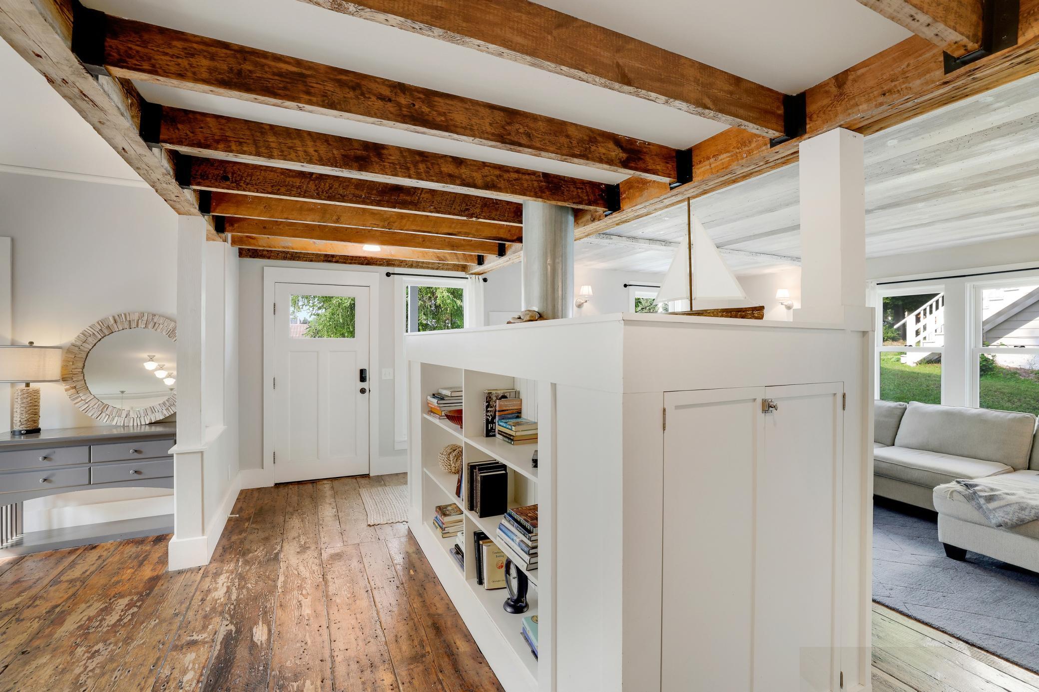 311 3rd Street Property Photo 4