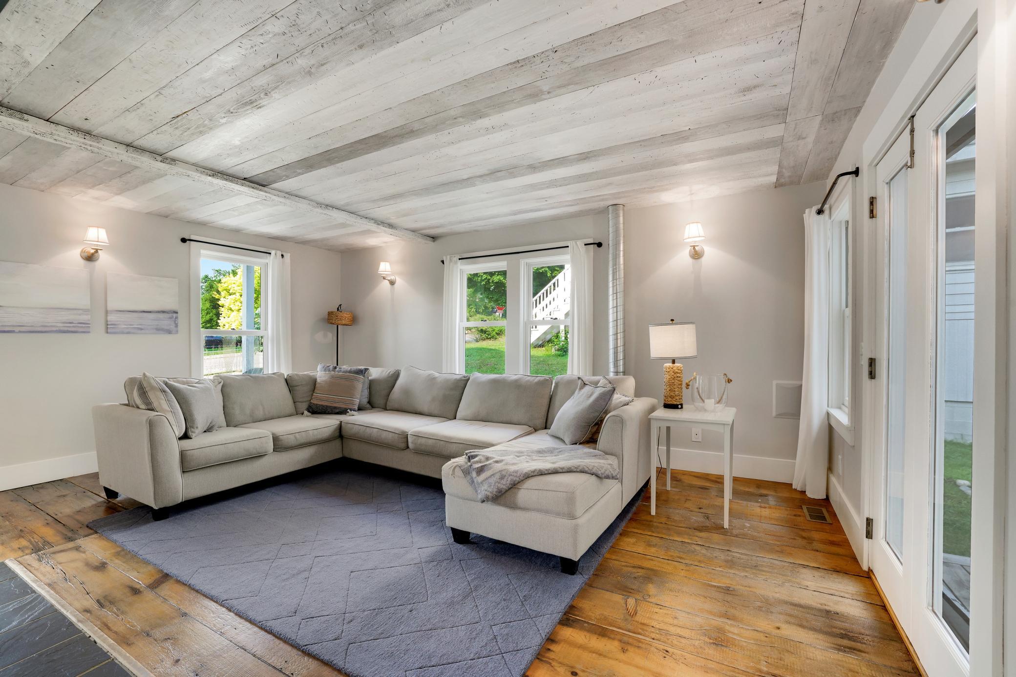 311 3rd Street Property Photo 6