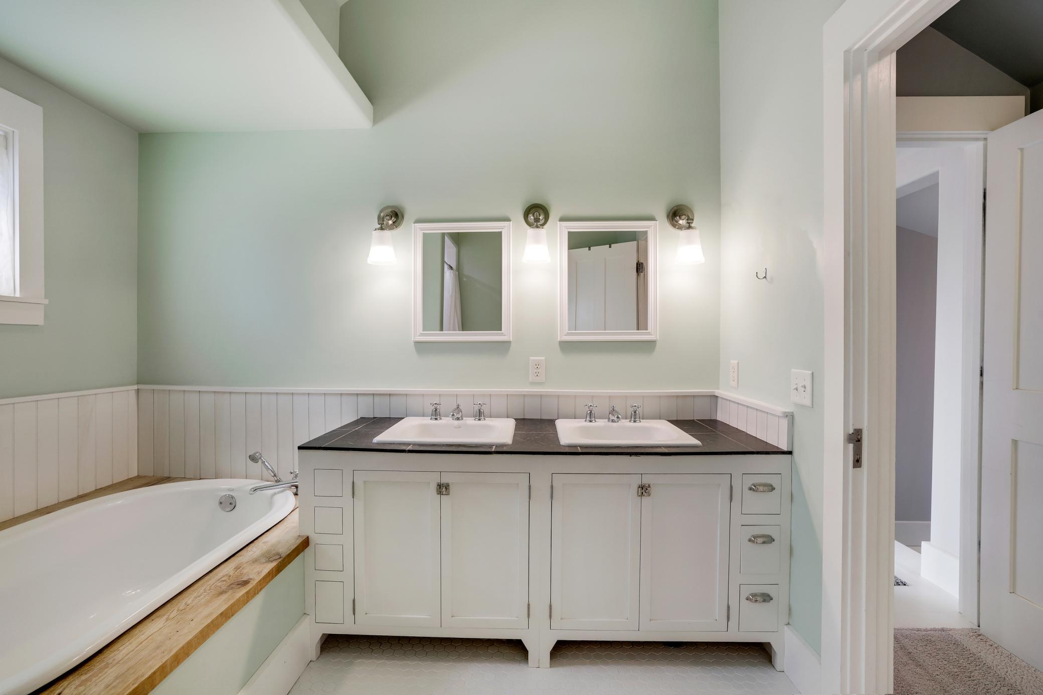 311 3rd Street Property Photo 33