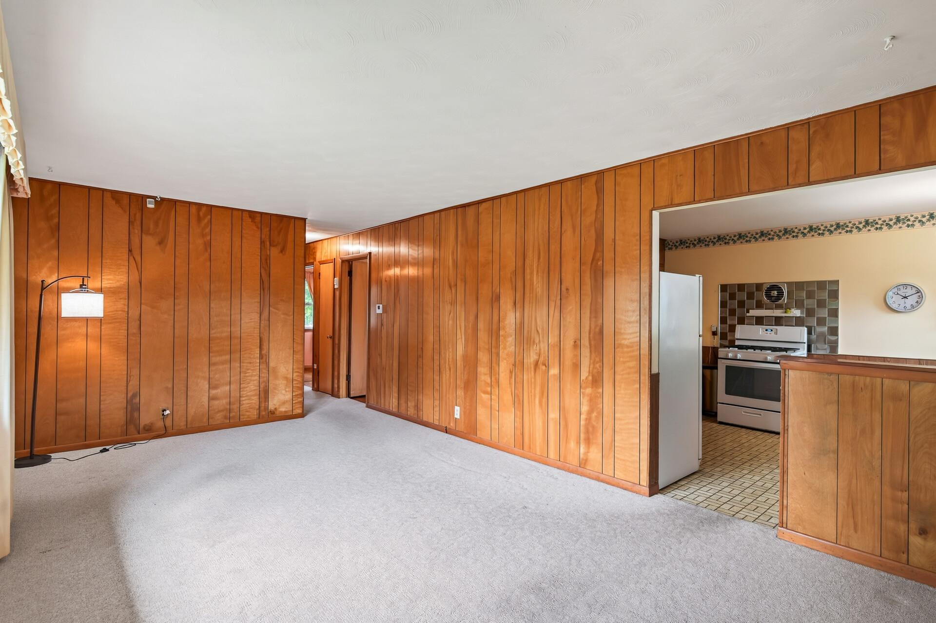 1225 Skillman Avenue E Property Photo 8