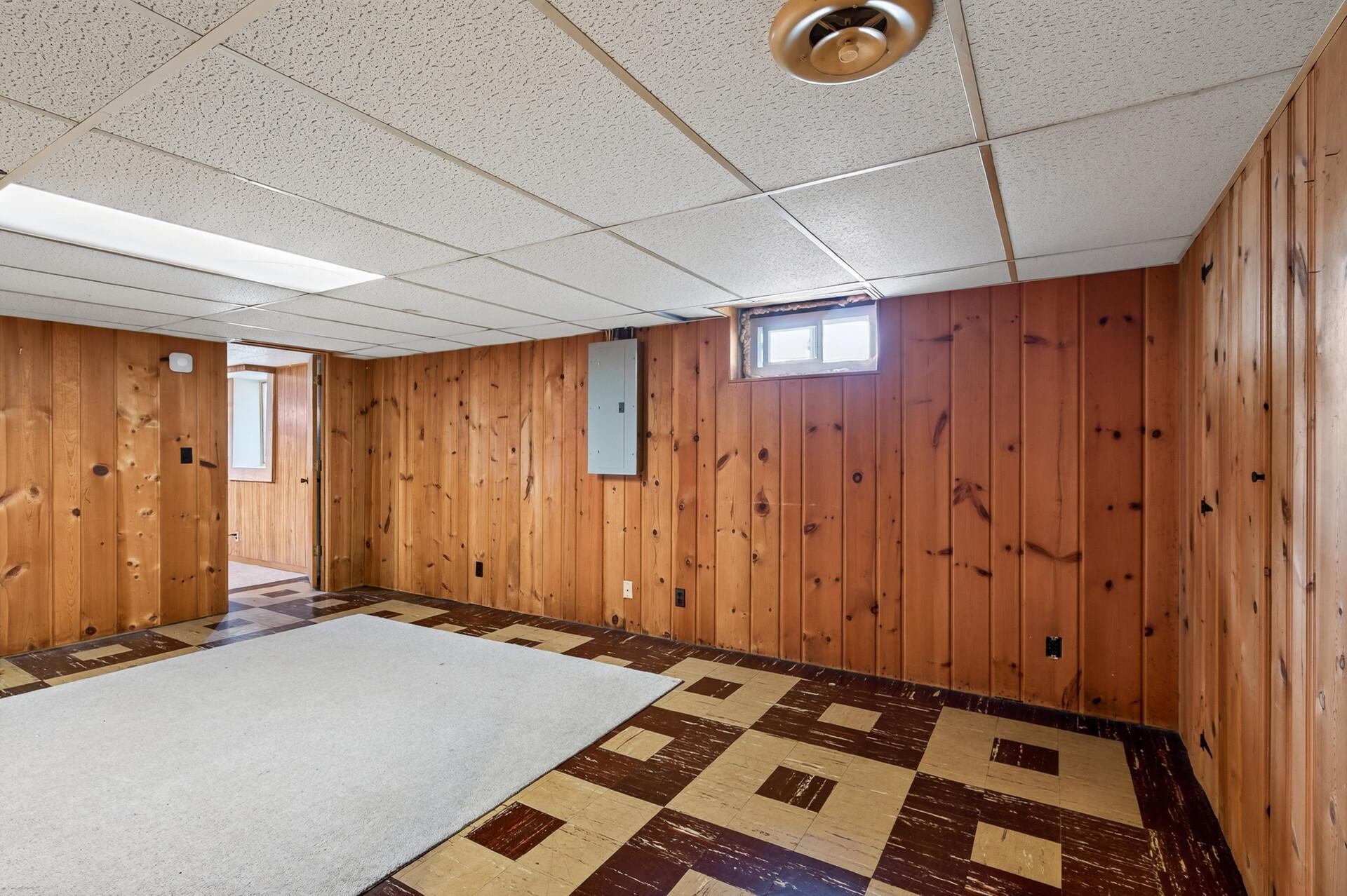 1225 Skillman Avenue E Property Photo 16