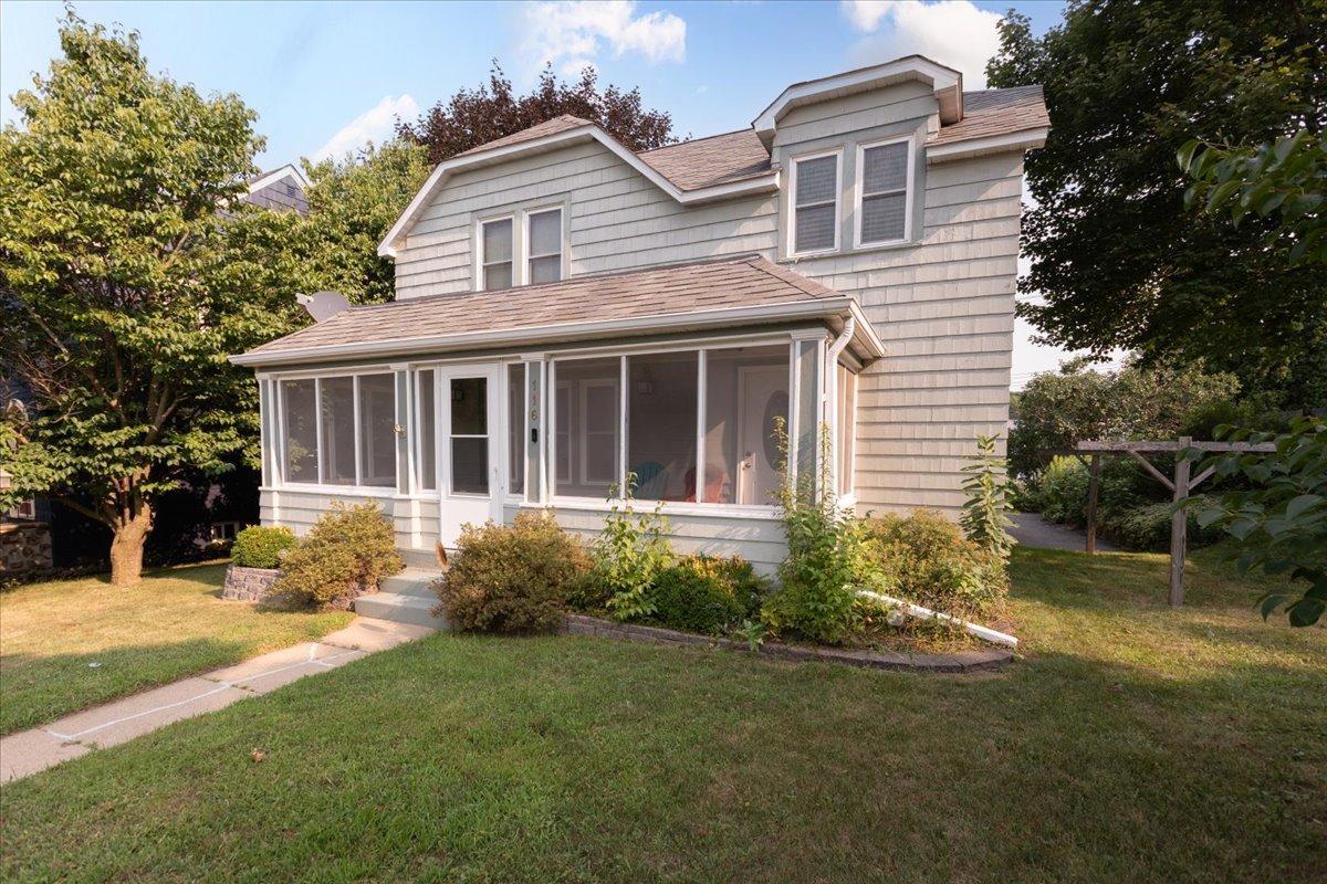 116 Pine Street Property Photo 1