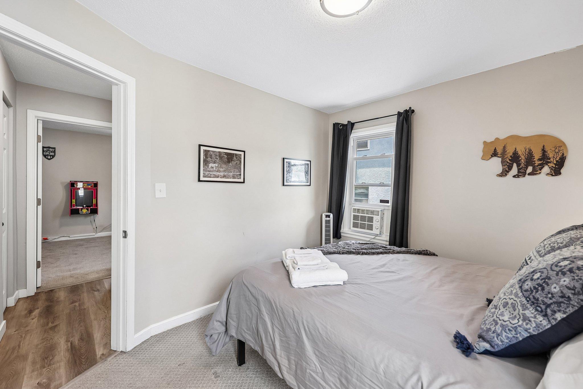 5323 4th Street Ne Property Photo 15