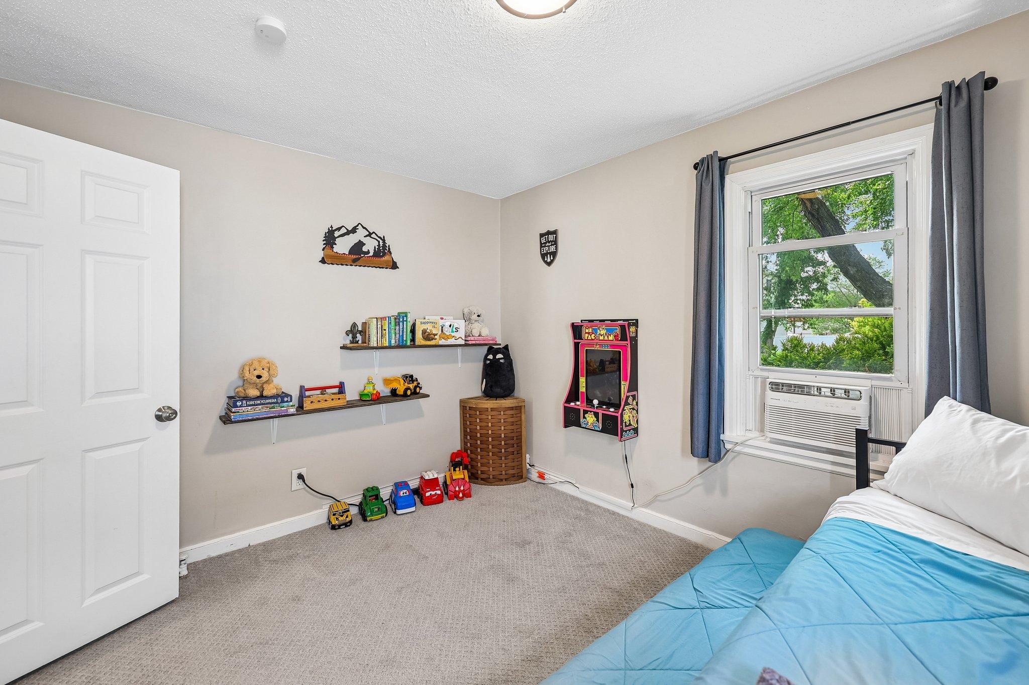 5323 4th Street Ne Property Photo 18