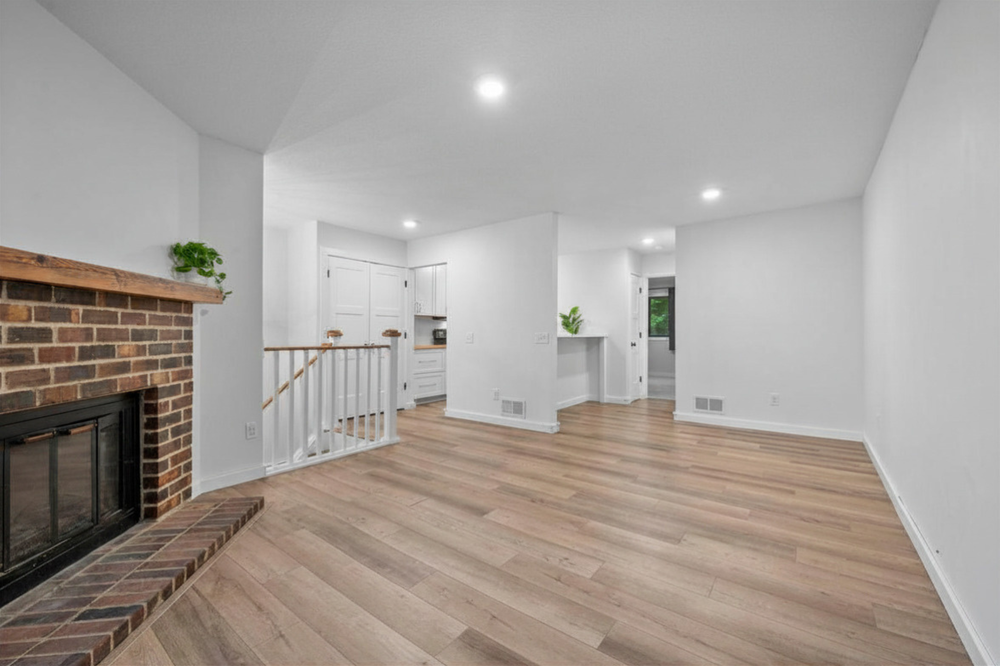 4113 Cj Circle Se Property Photo 2