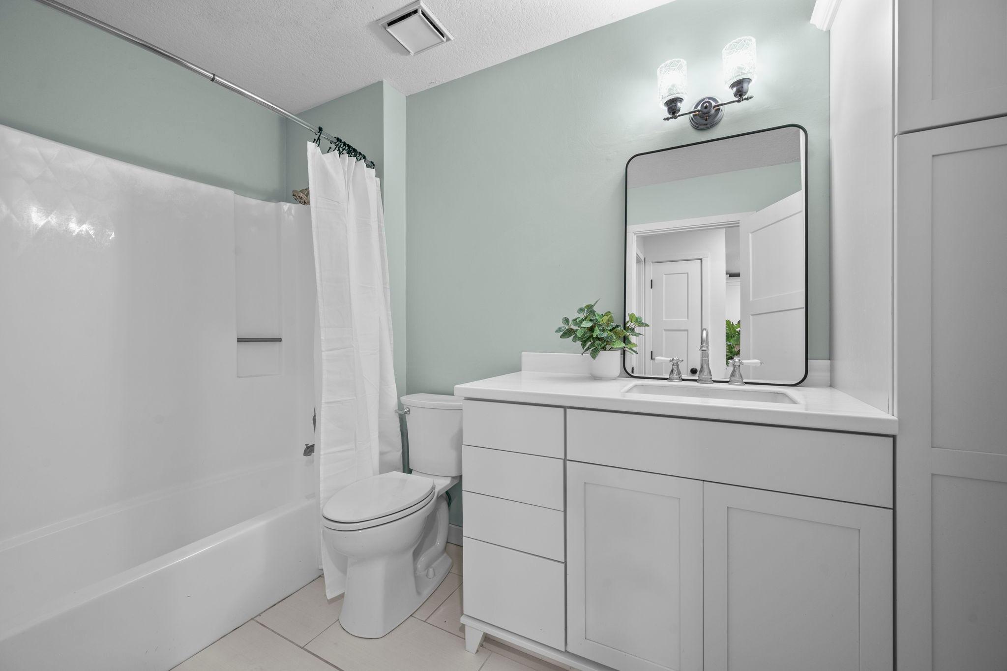 4113 Cj Circle Se Property Photo 6