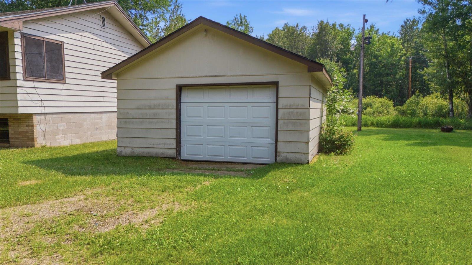 7575 Highway 135 N Property Photo 37