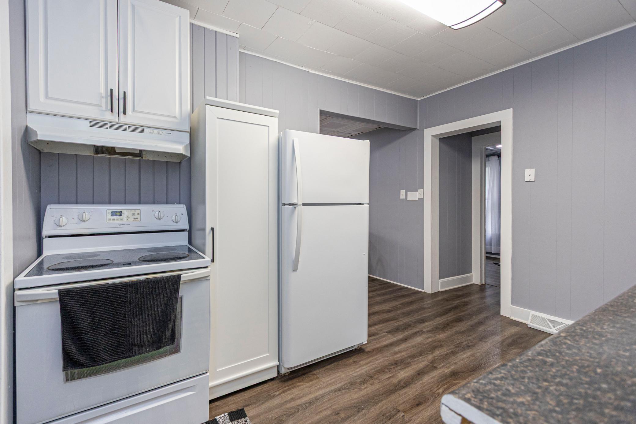 505 8th Avenue E Property Photo 11