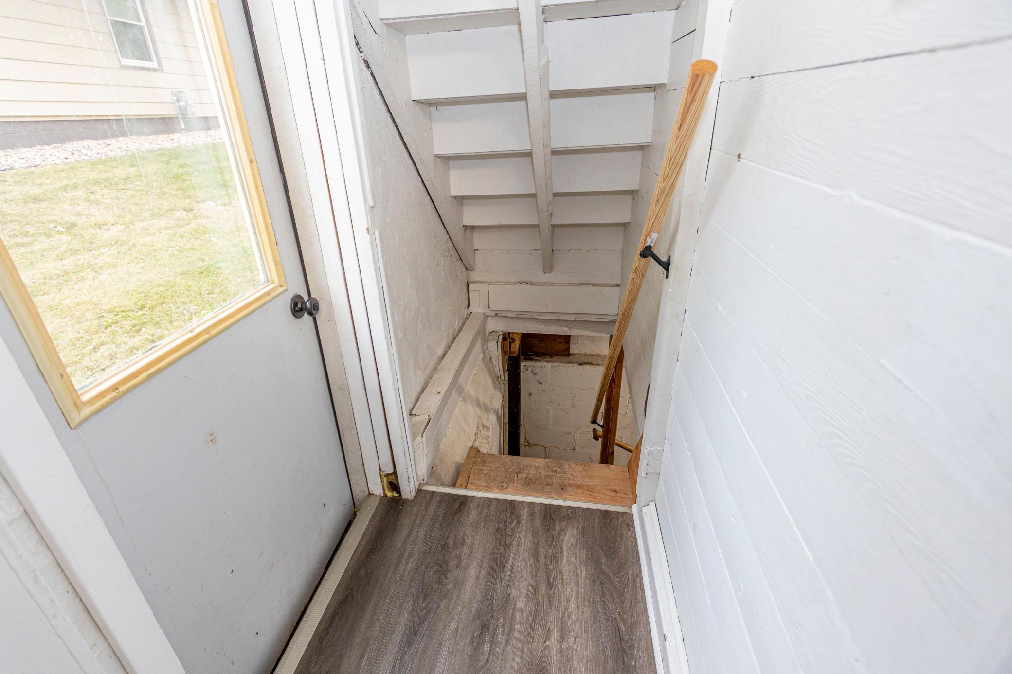 505 8th Avenue E Property Photo 25