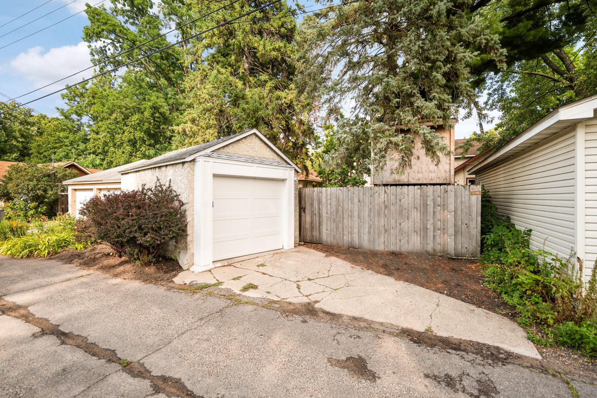 2410 35th Avenue S Property Photo 58