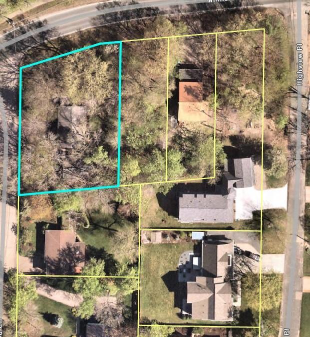 5200 Greenwood Circle Property Photo 3