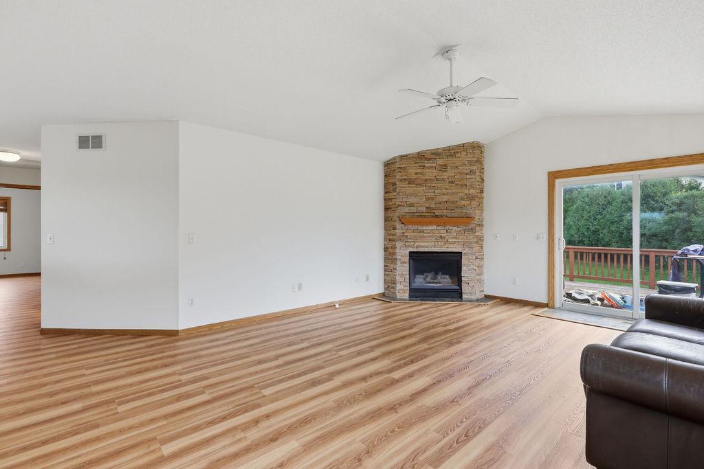 17373 Glencoe Avenue Property Photo 5