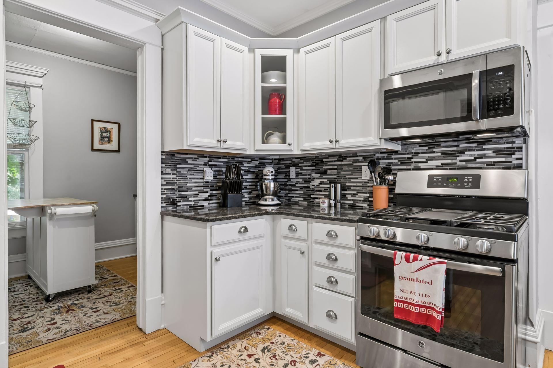 903 Goodrich Avenue C Property Photo 19